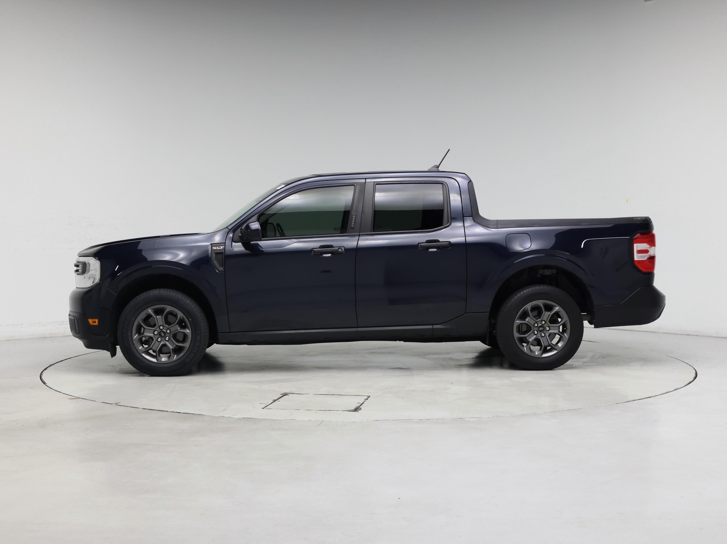 Thumbnail: 2022 Ford Maverick - 3