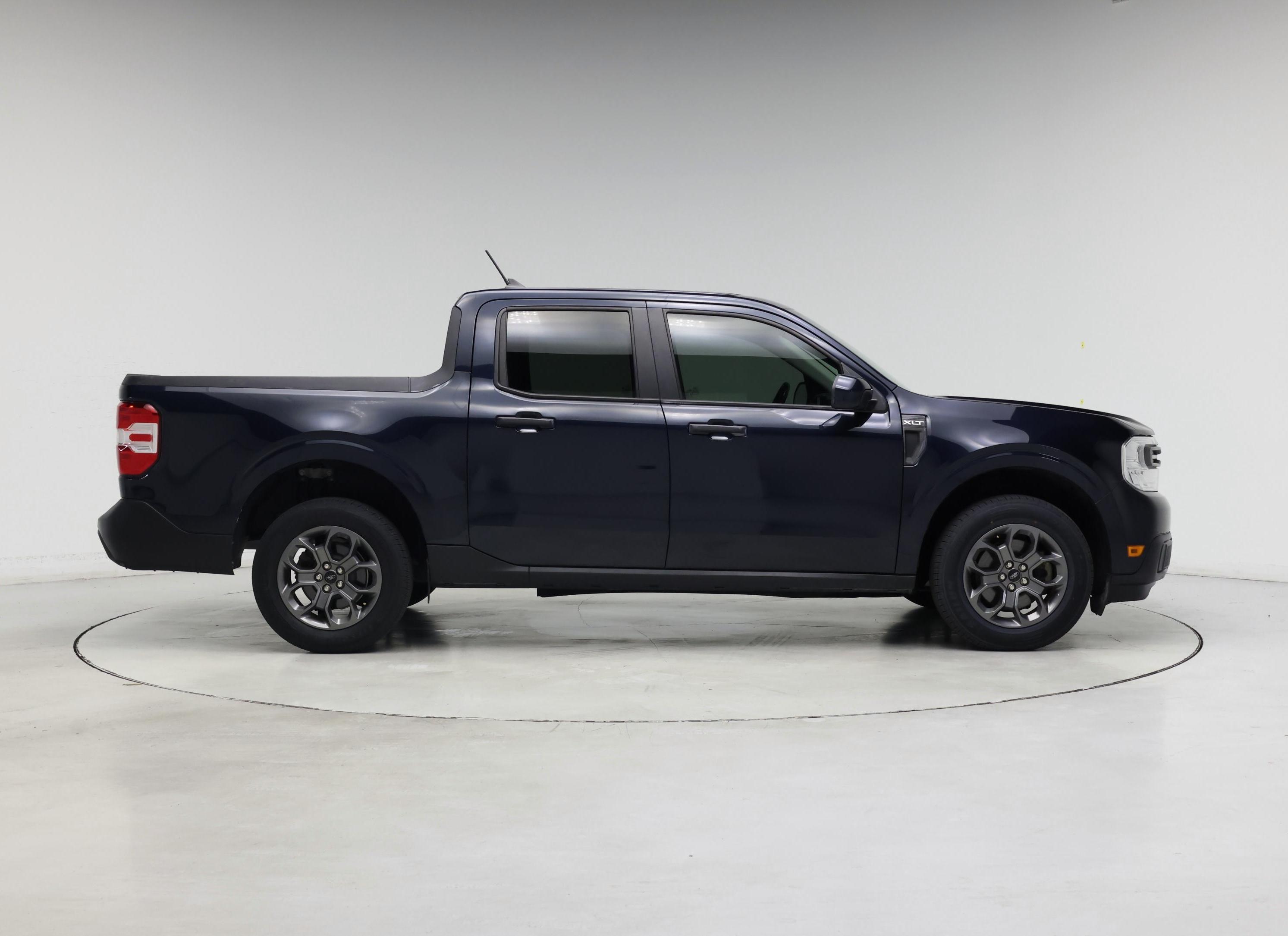 Thumbnail: 2022 Ford Maverick - 7