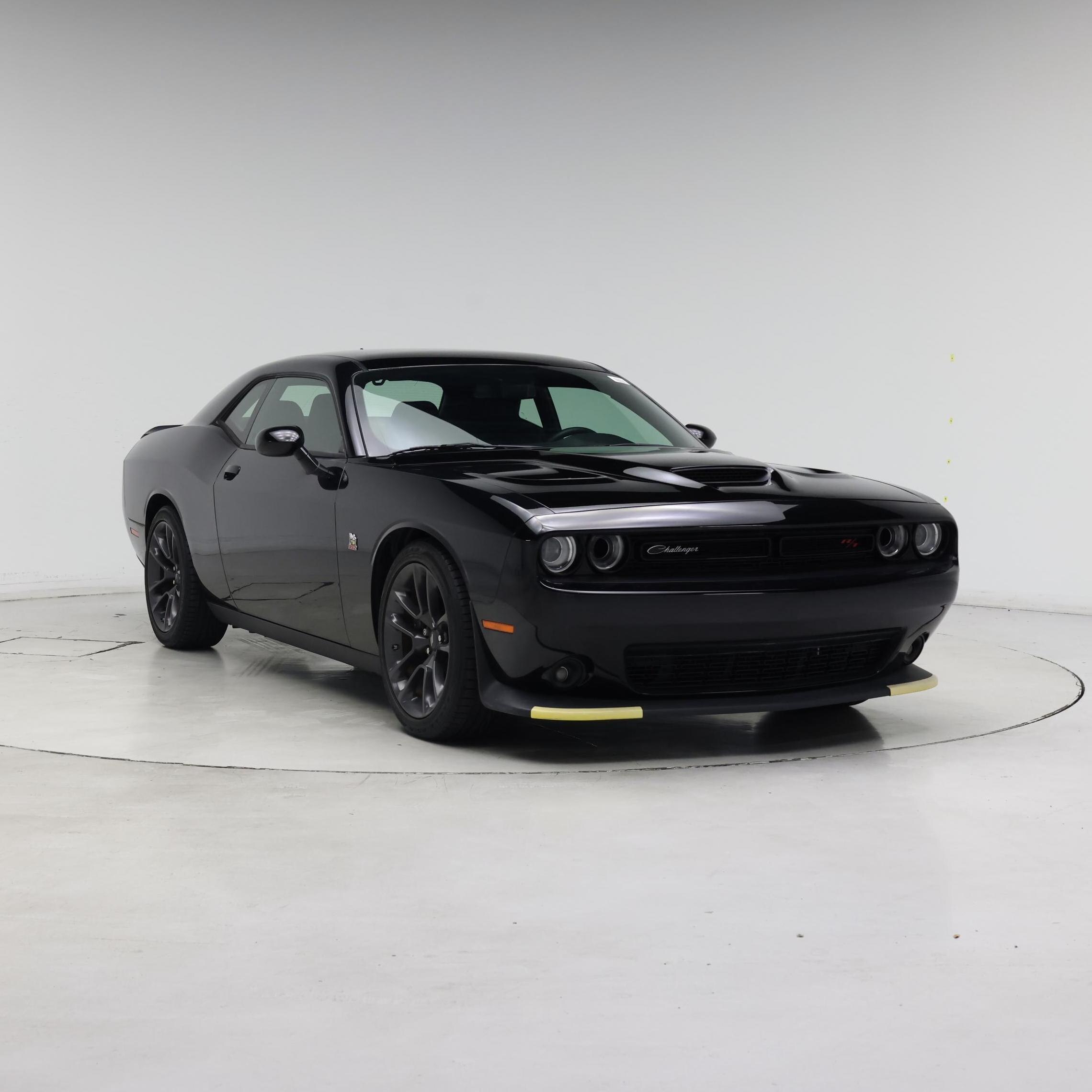 Black 2021 Dodge Challenger Coupe Rear-Wheel Drive Automatic