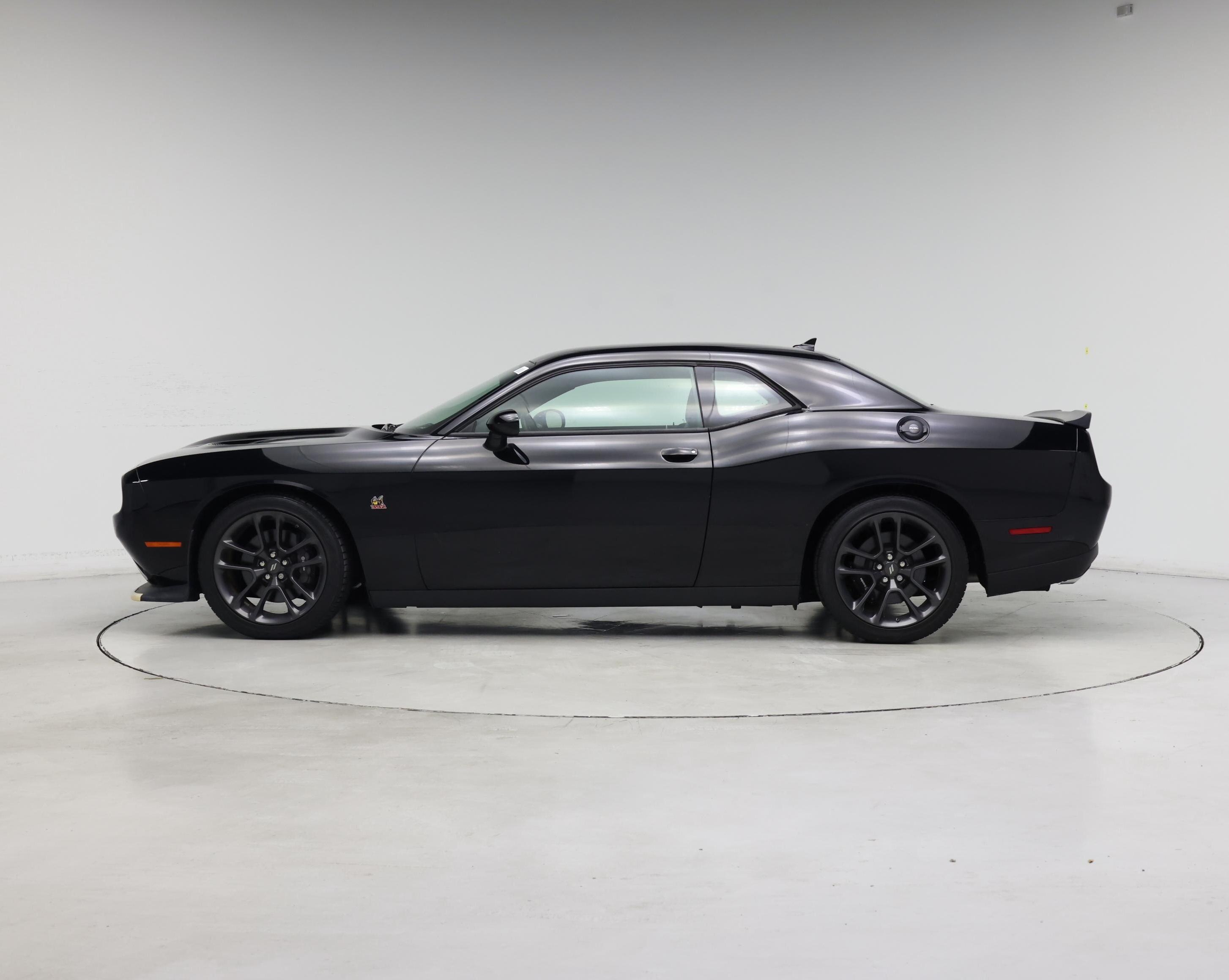 Thumbnail: 2021 Dodge Challenger - 3