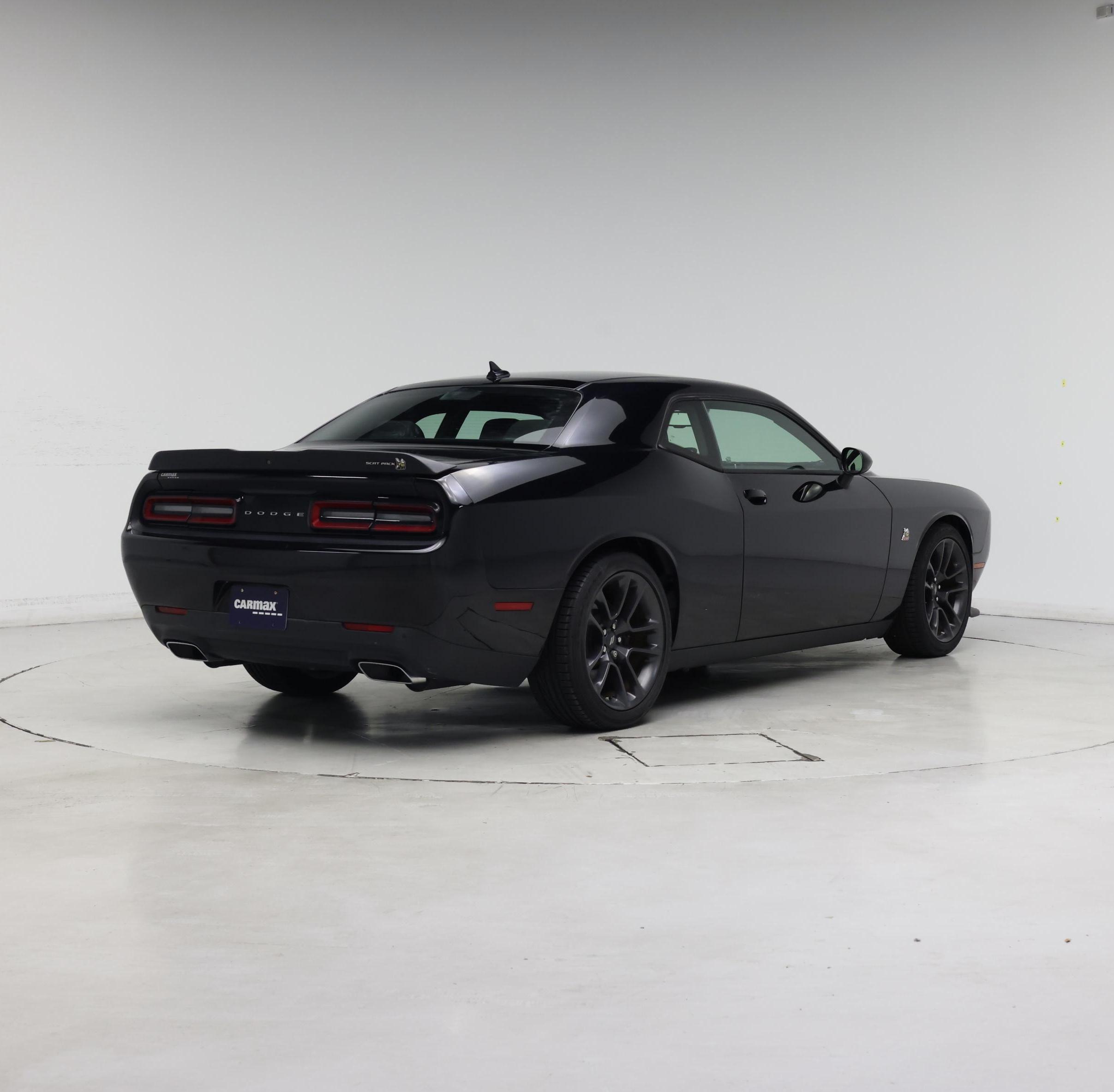 Thumbnail: 2021 Dodge Challenger - 8