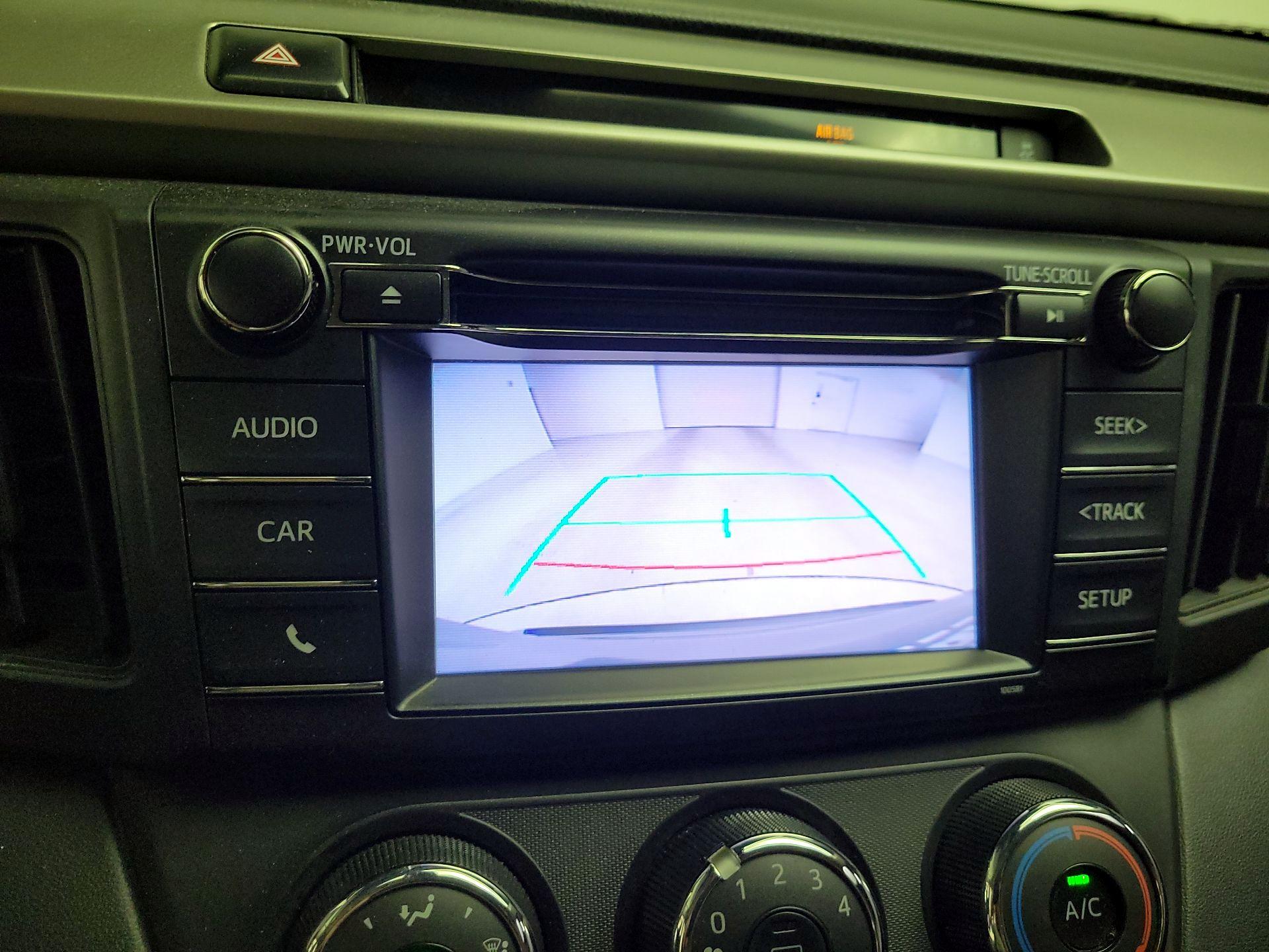 Thumbnail: 2018 Toyota RAV4 - 14