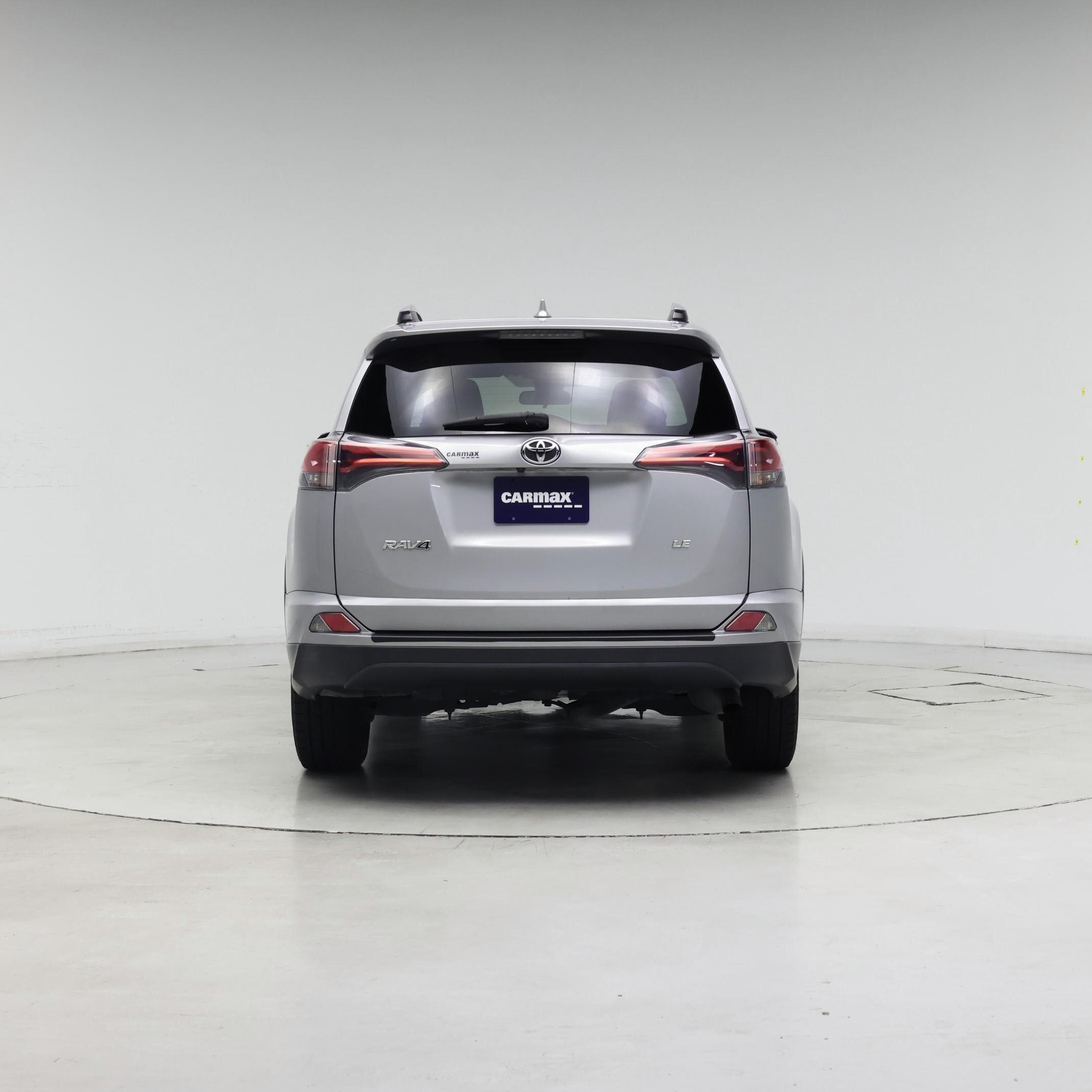 Thumbnail: 2018 Toyota RAV4 - 6