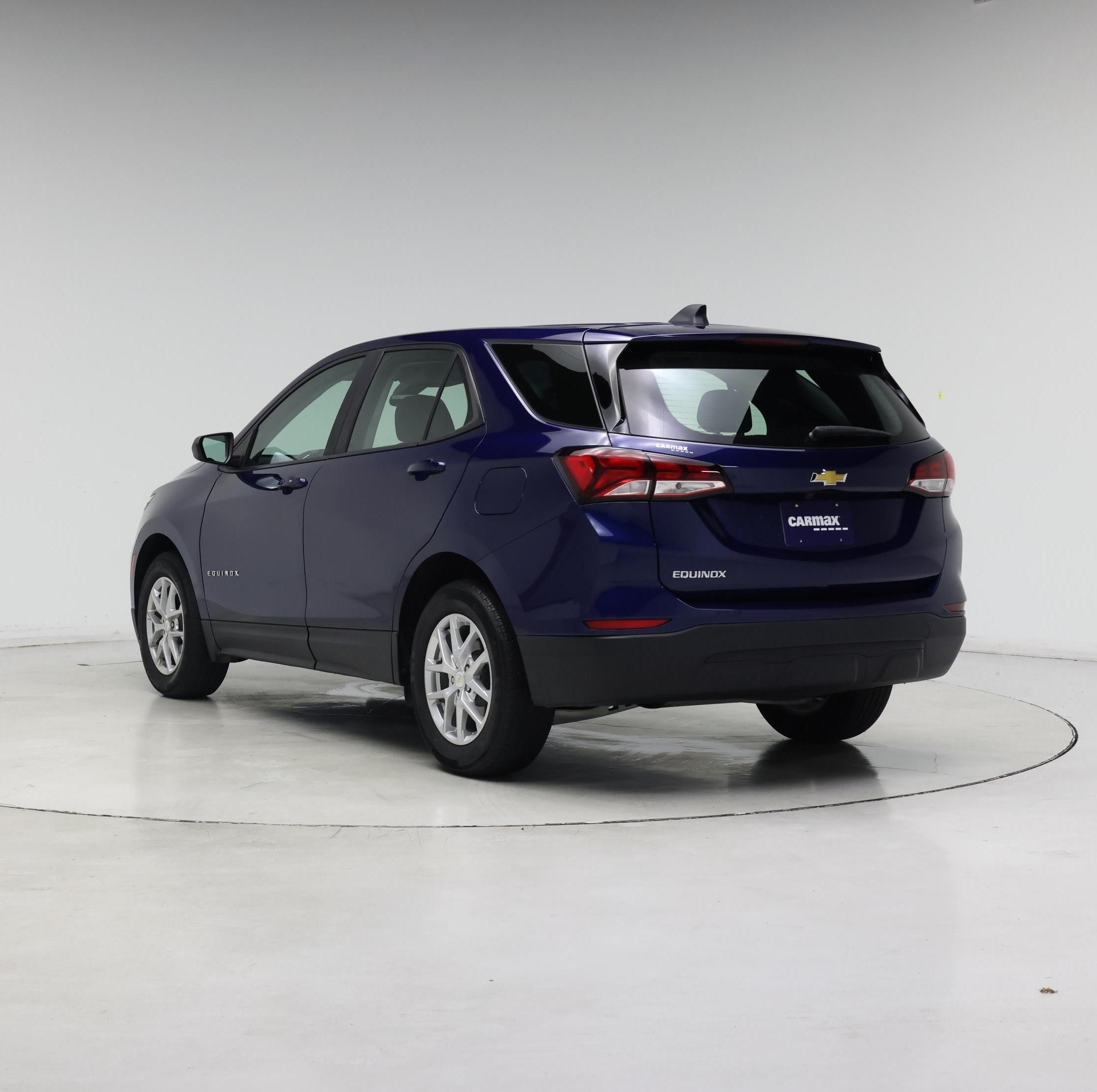 Thumbnail: 2022 Chevrolet Equinox - 2