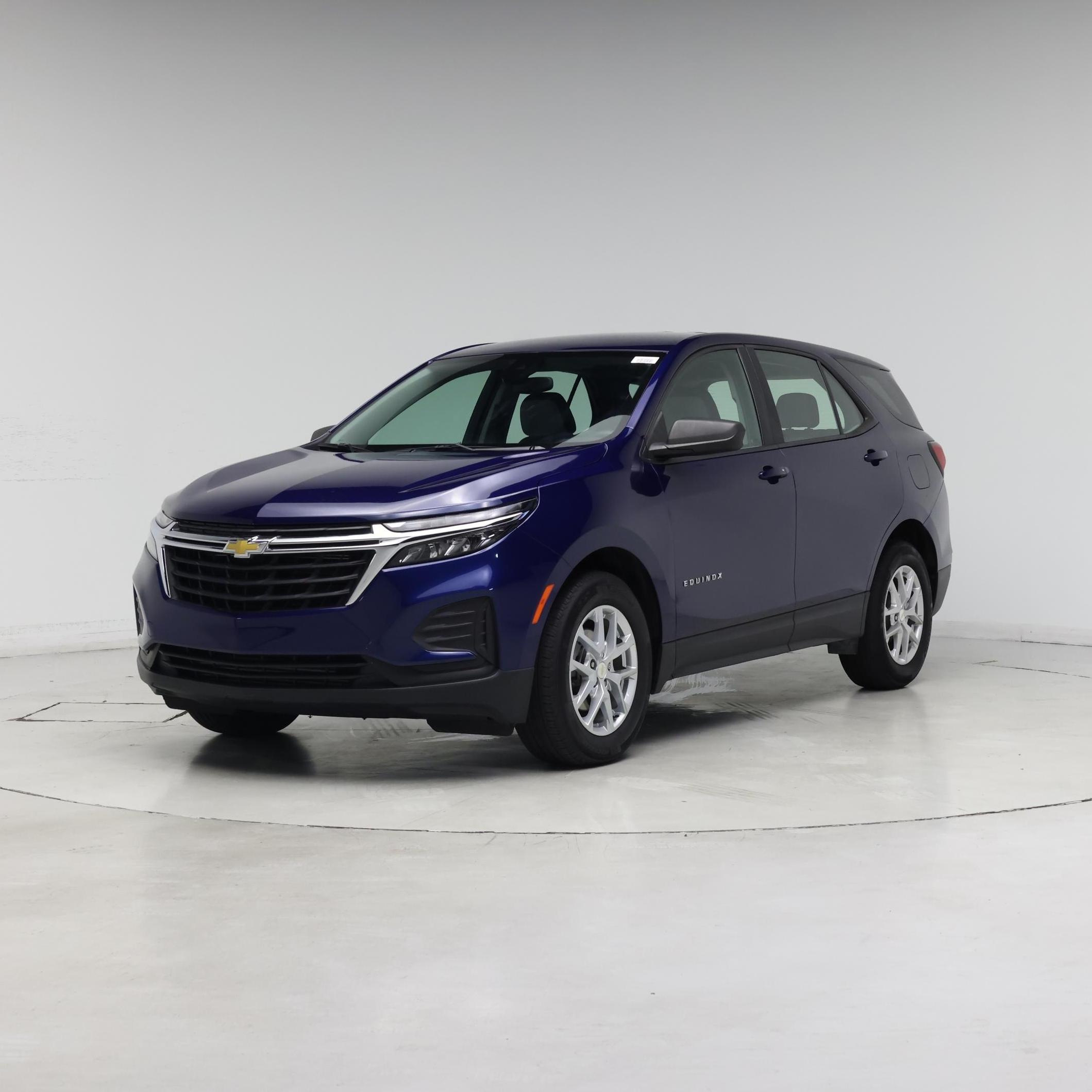 Thumbnail: 2022 Chevrolet Equinox - 4