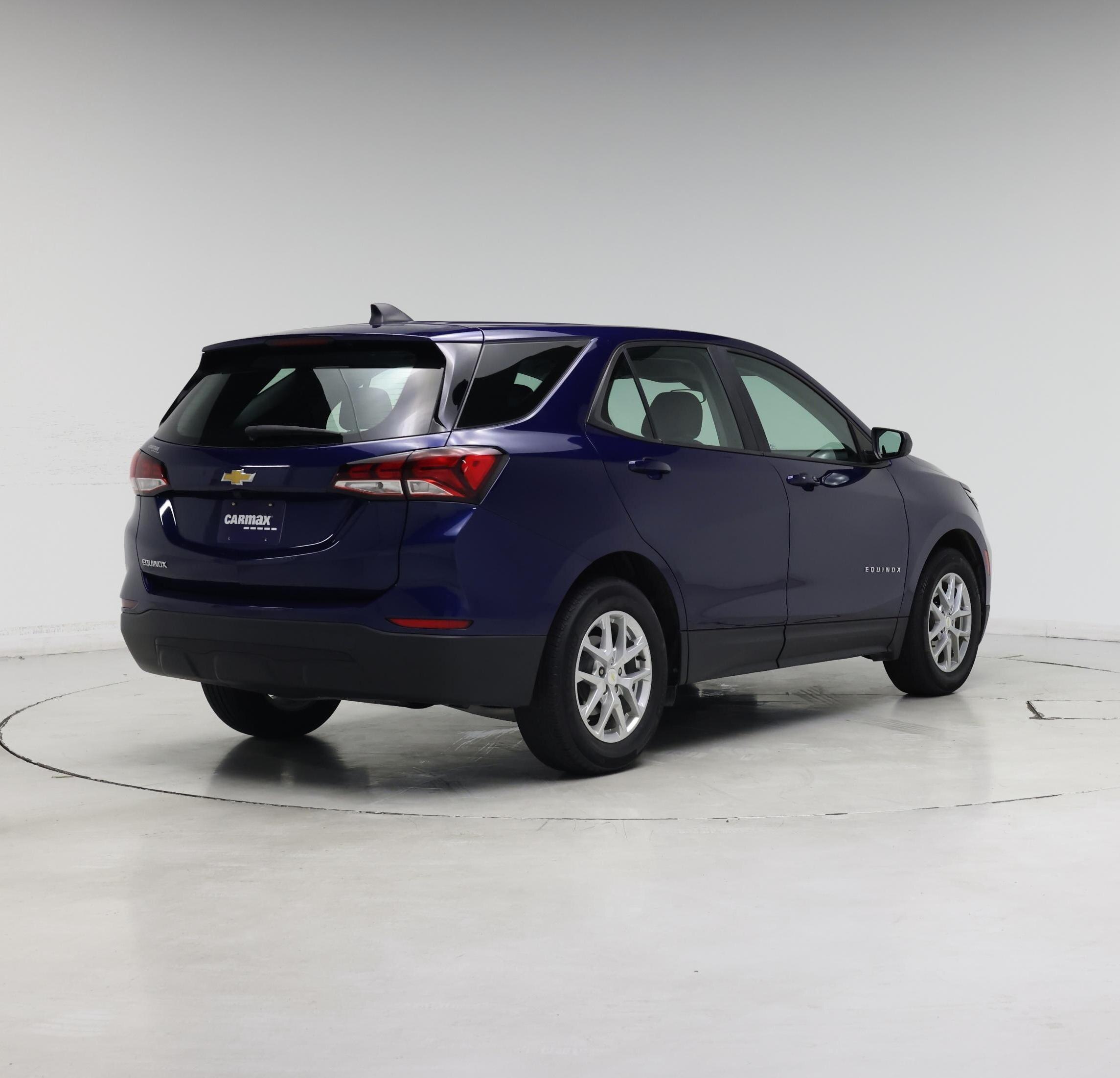 Thumbnail: 2022 Chevrolet Equinox - 8