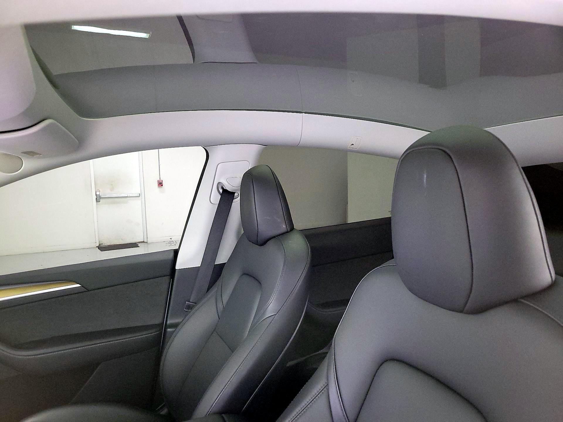 Thumbnail: 2023 Tesla Model Y - 19