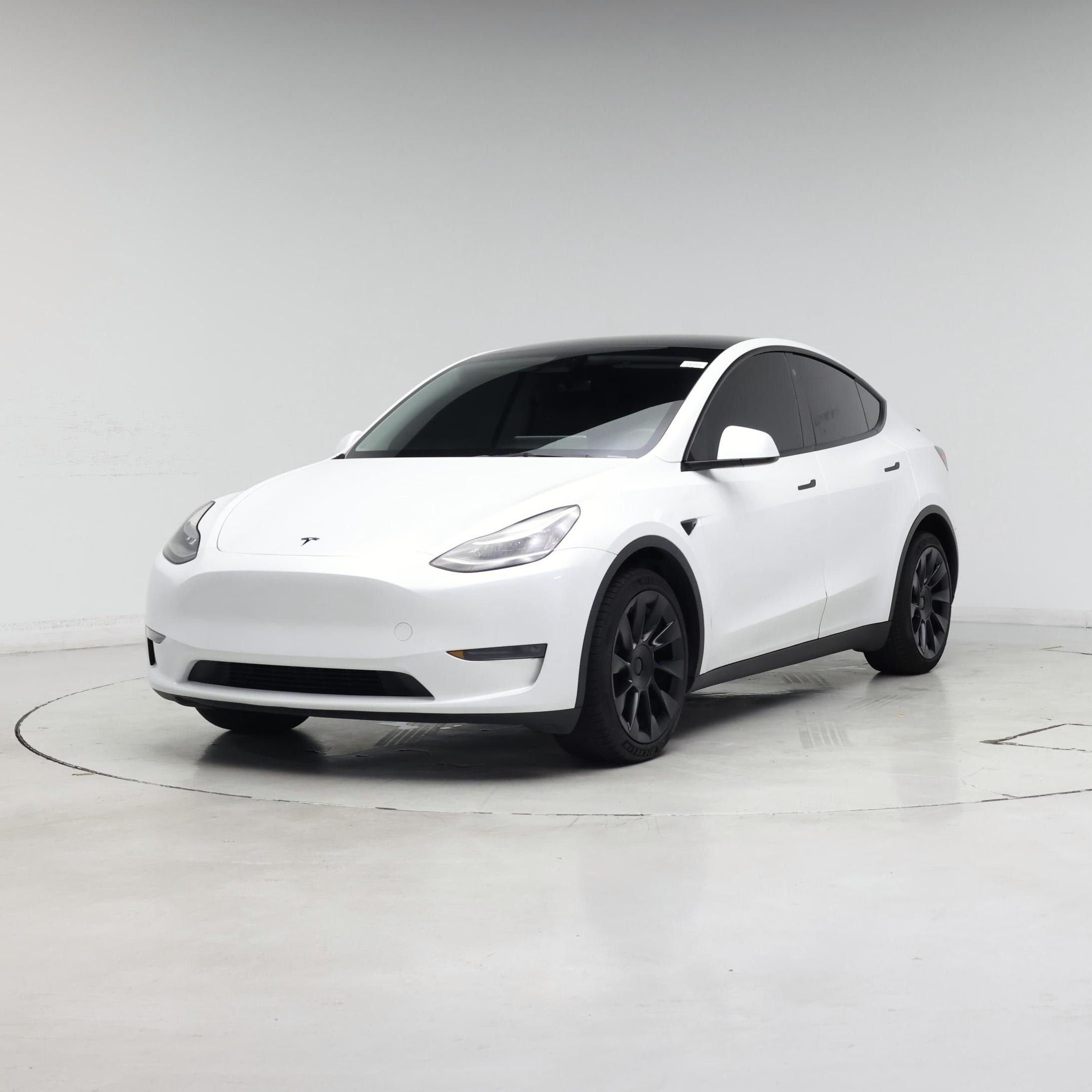 Thumbnail: 2023 Tesla Model Y - 4