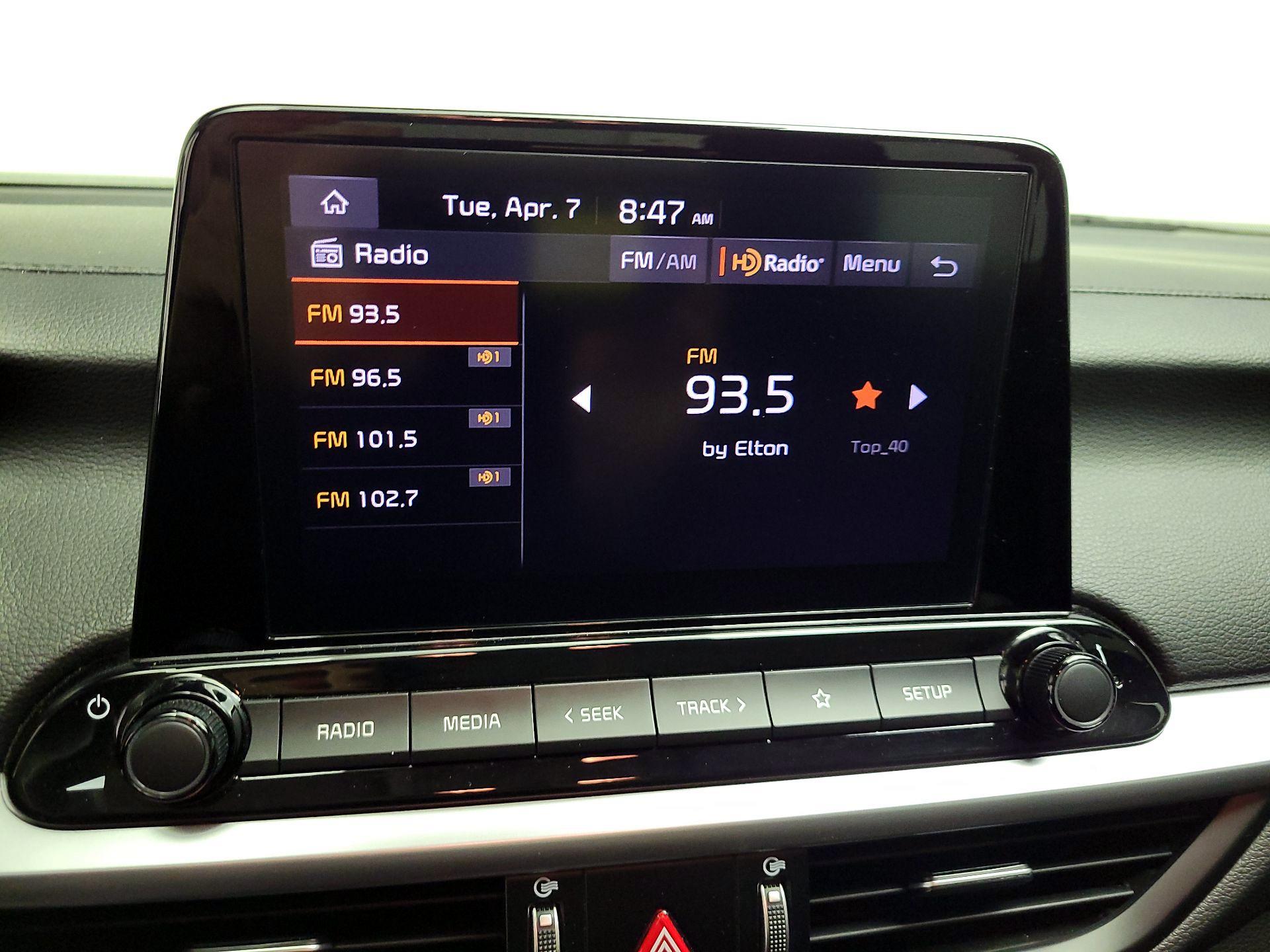 Thumbnail: 2023 Kia Forte - 16