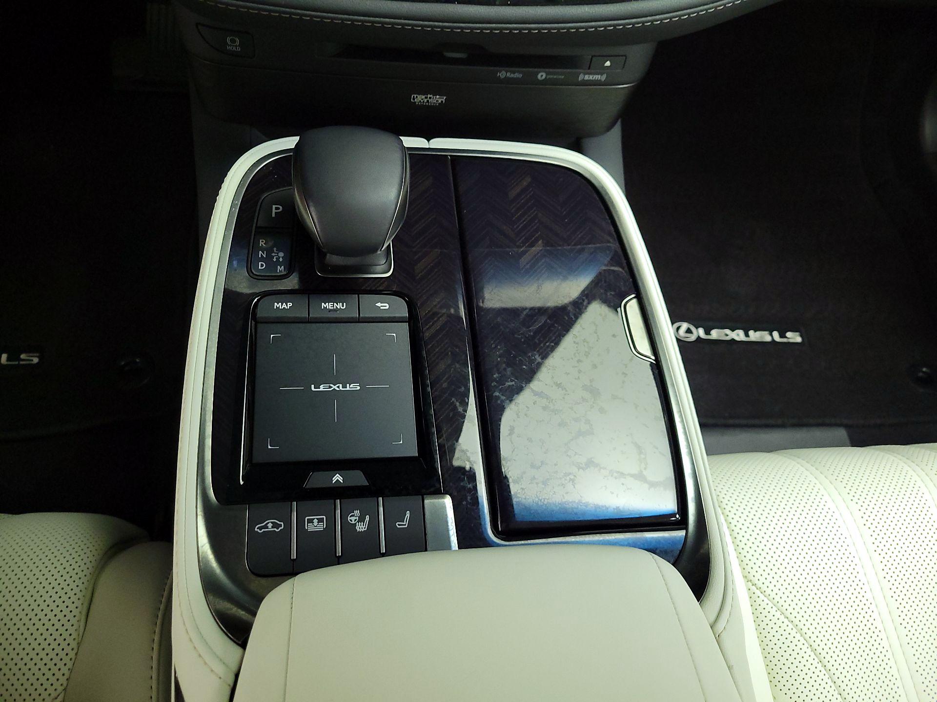 Thumbnail: 2021 Lexus LS - 18