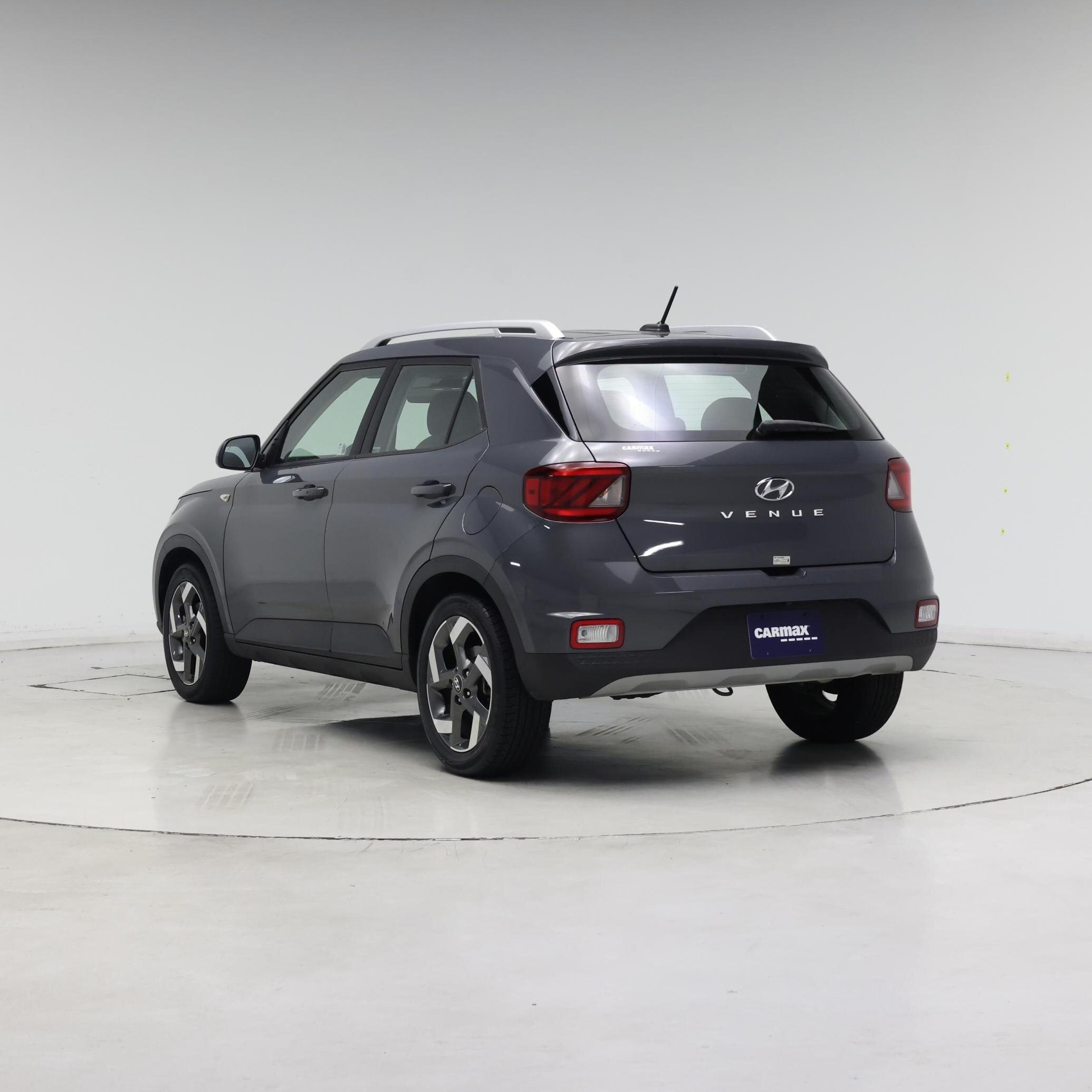 Thumbnail: 2024 Hyundai Venue - 2