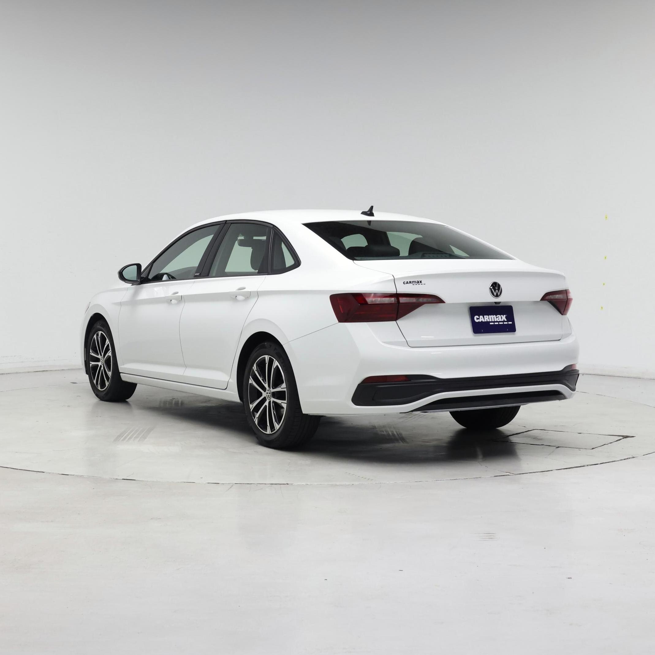 Thumbnail: 2023 Volkswagen Jetta - 2