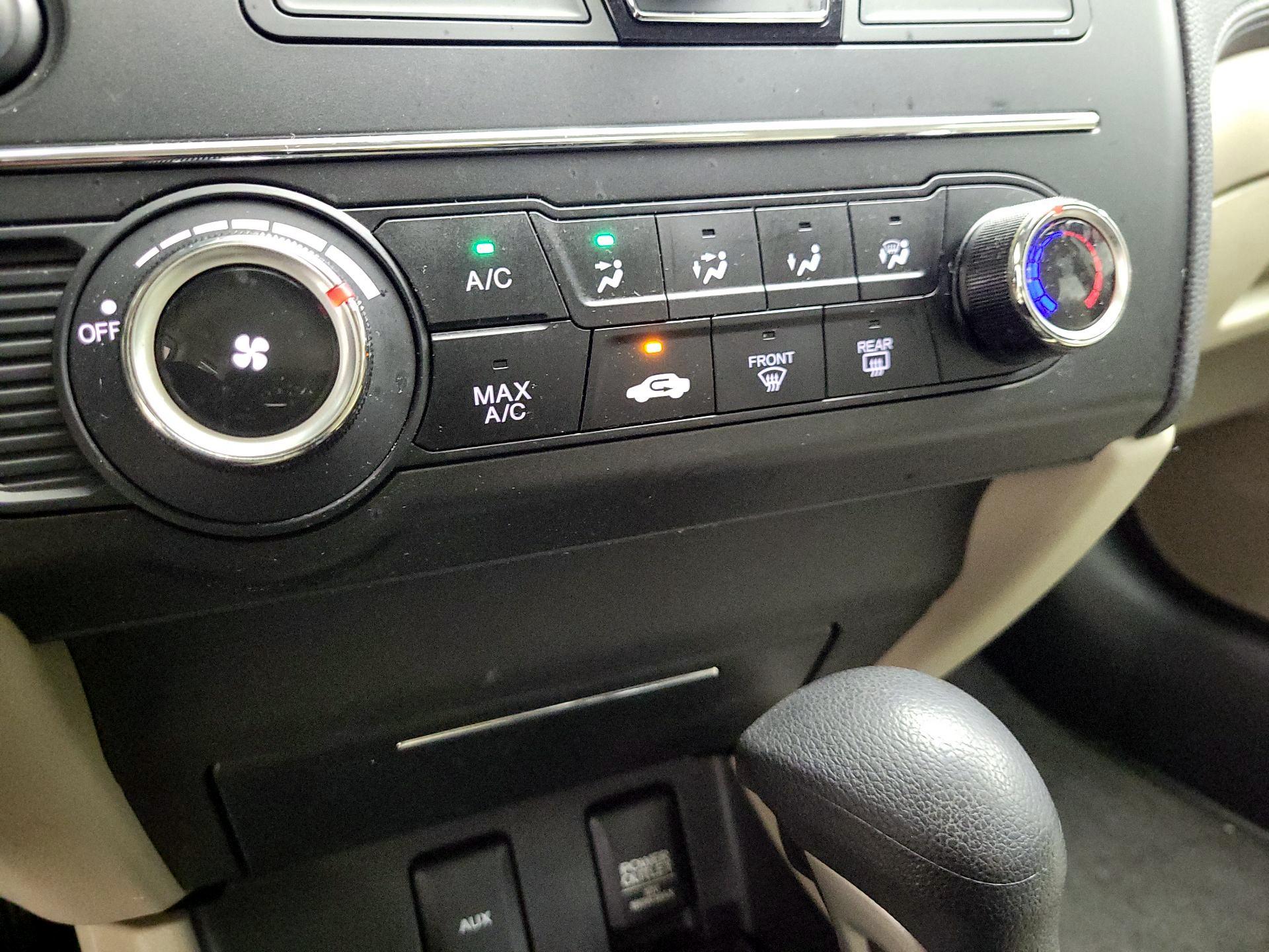 Thumbnail: 2015 Honda Civic - 16