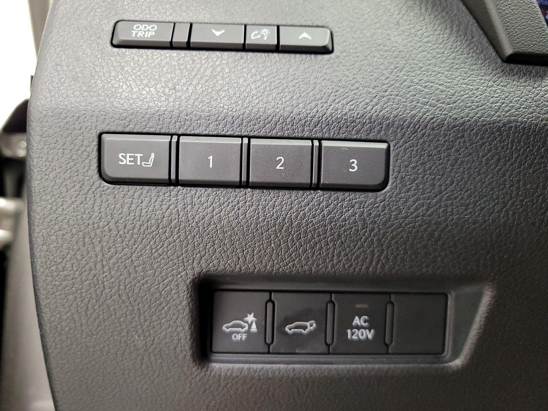 Thumbnail: 2024 Lexus GX - 13