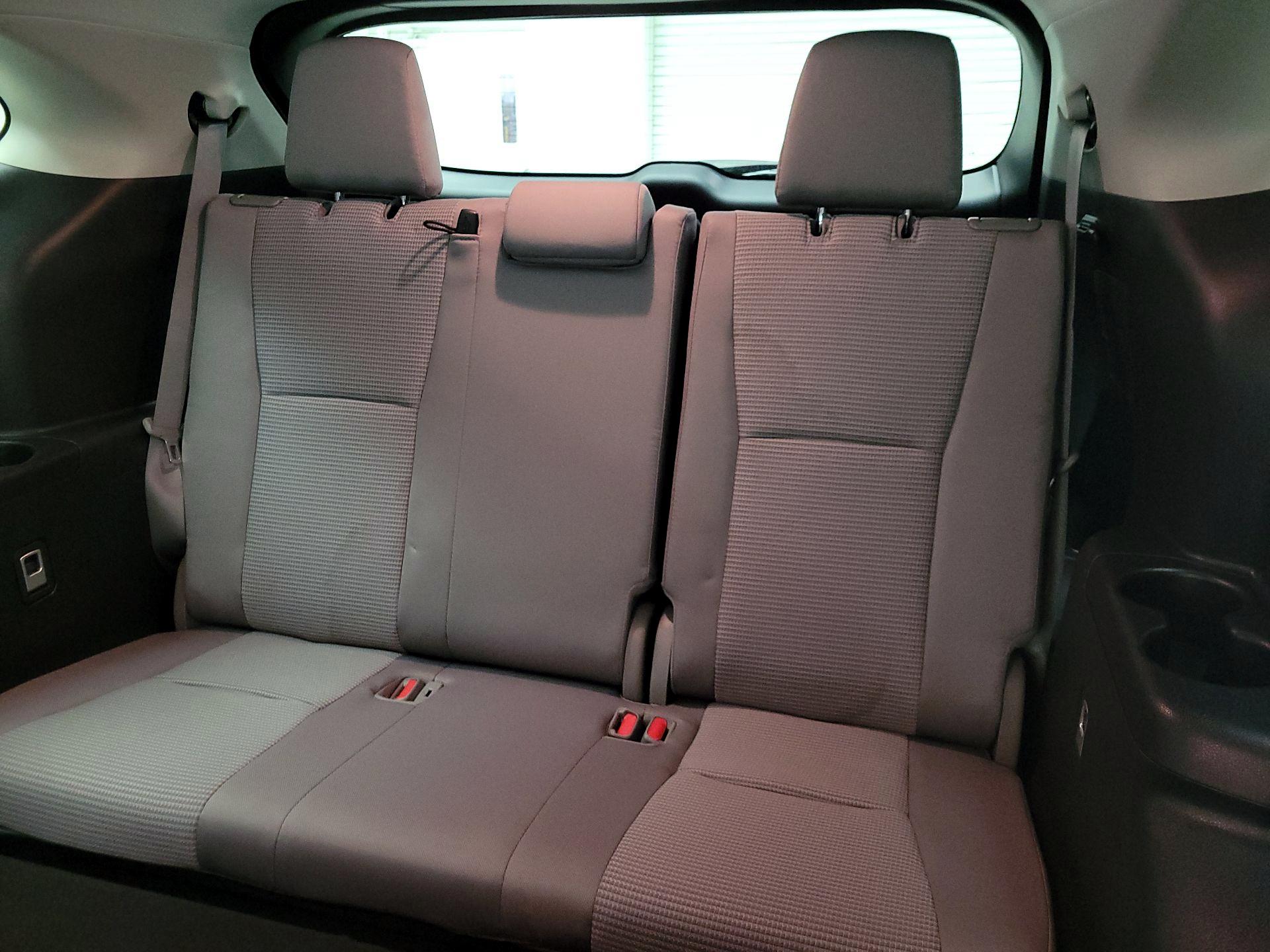 Thumbnail: 2022 Toyota Highlander - 20