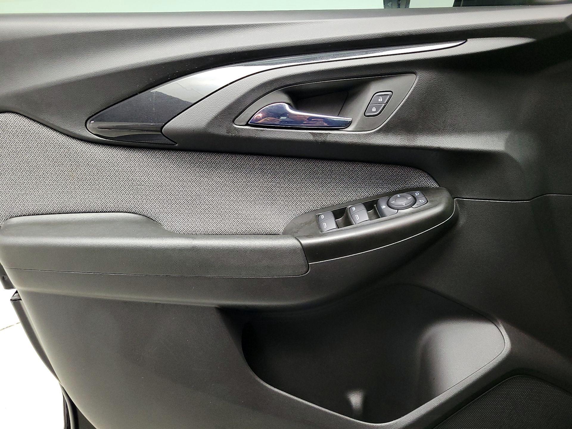 Thumbnail: 2021 Chevrolet TrailBlazer - 12