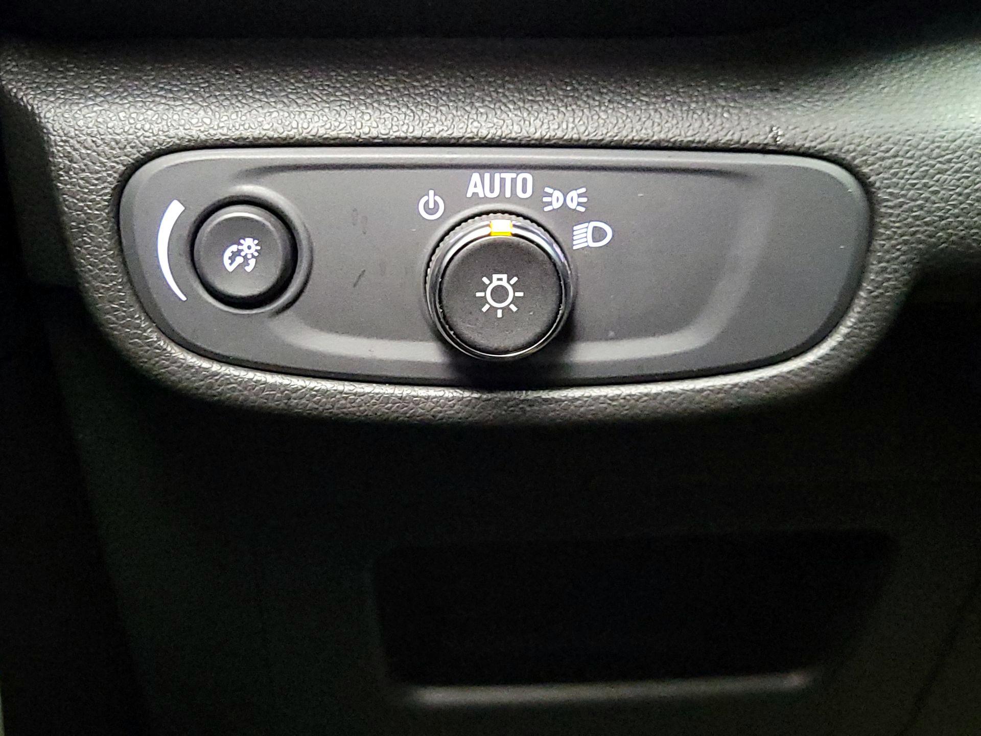 Thumbnail: 2021 Chevrolet TrailBlazer - 13