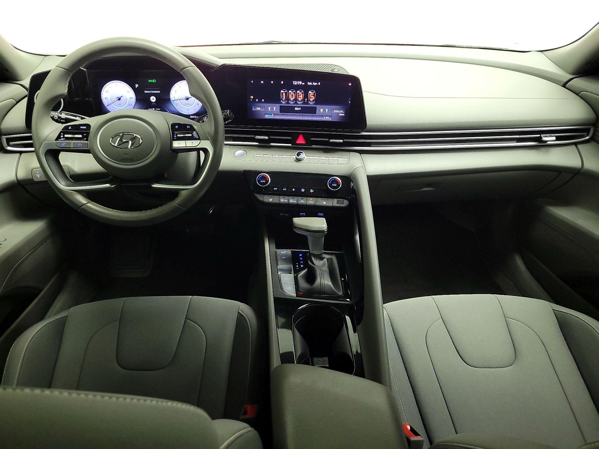 Thumbnail: 2023 Hyundai Elantra - 9