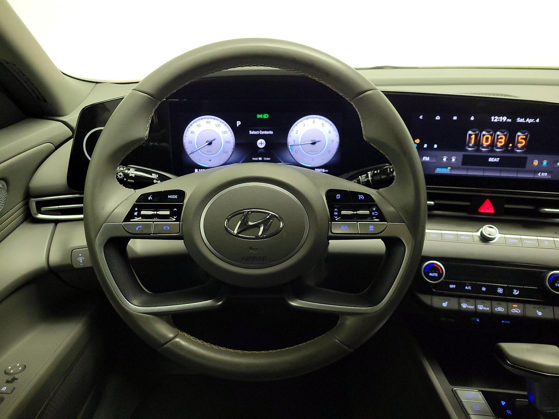 Thumbnail: 2023 Hyundai Elantra - 10