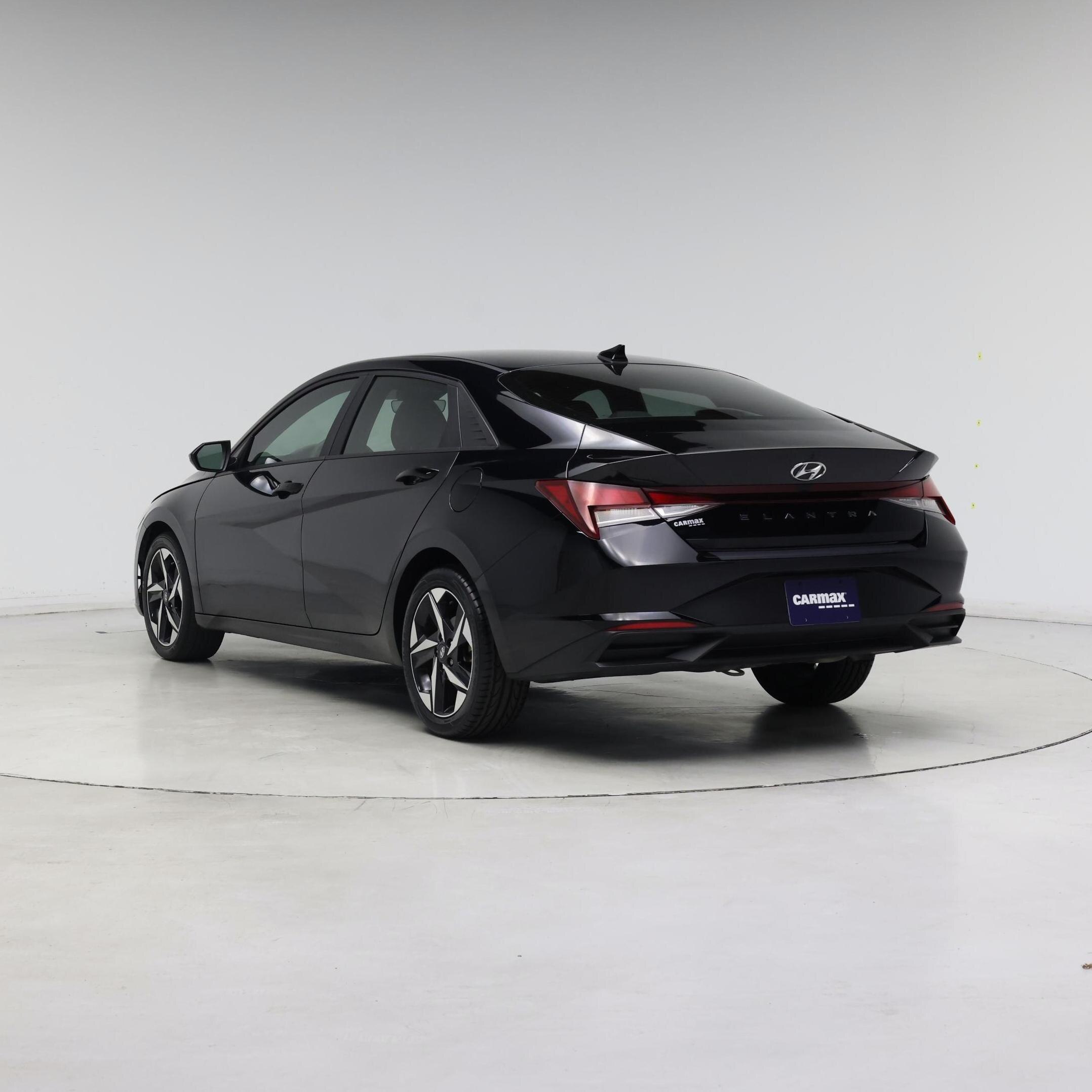 Thumbnail: 2023 Hyundai Elantra - 2