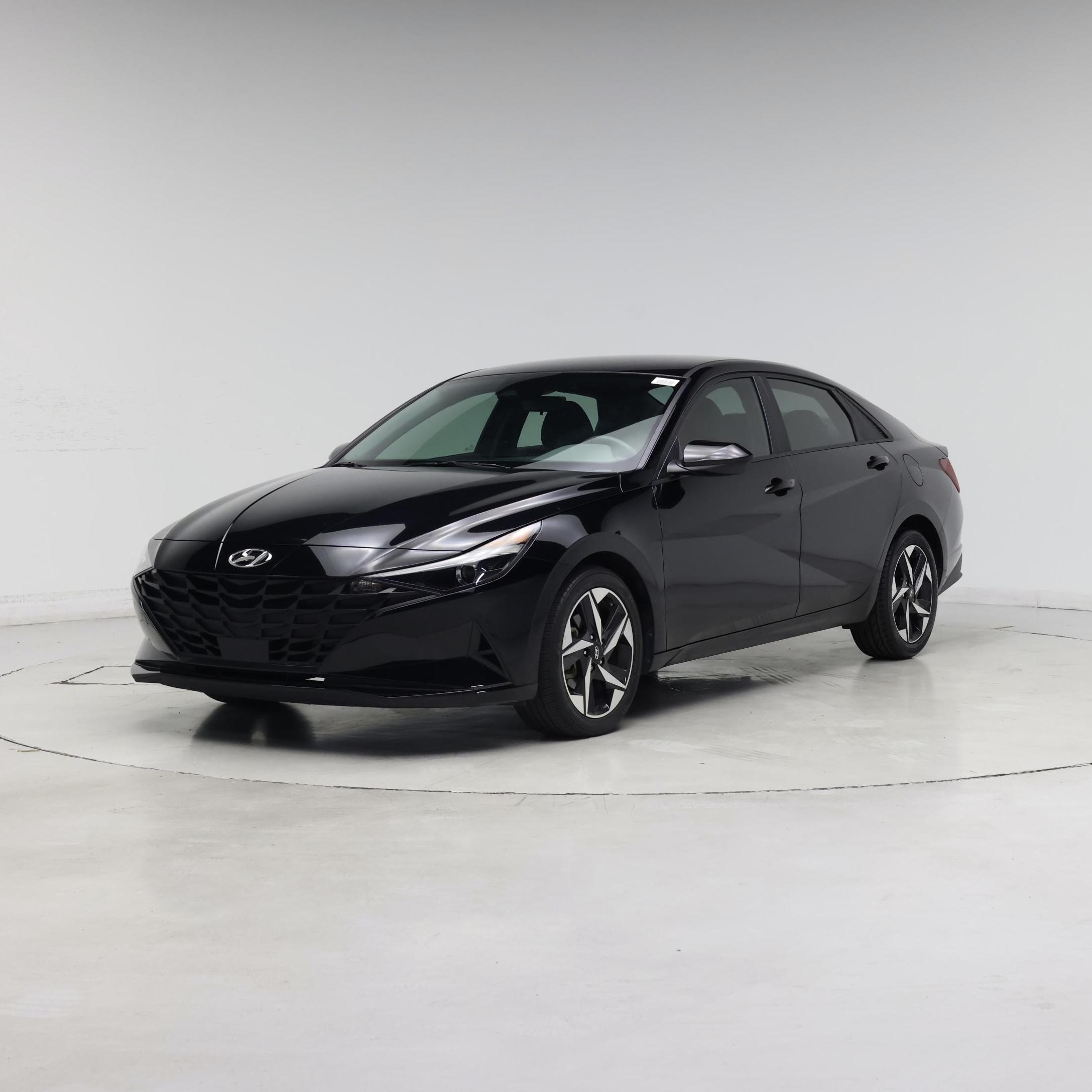 Thumbnail: 2023 Hyundai Elantra - 4