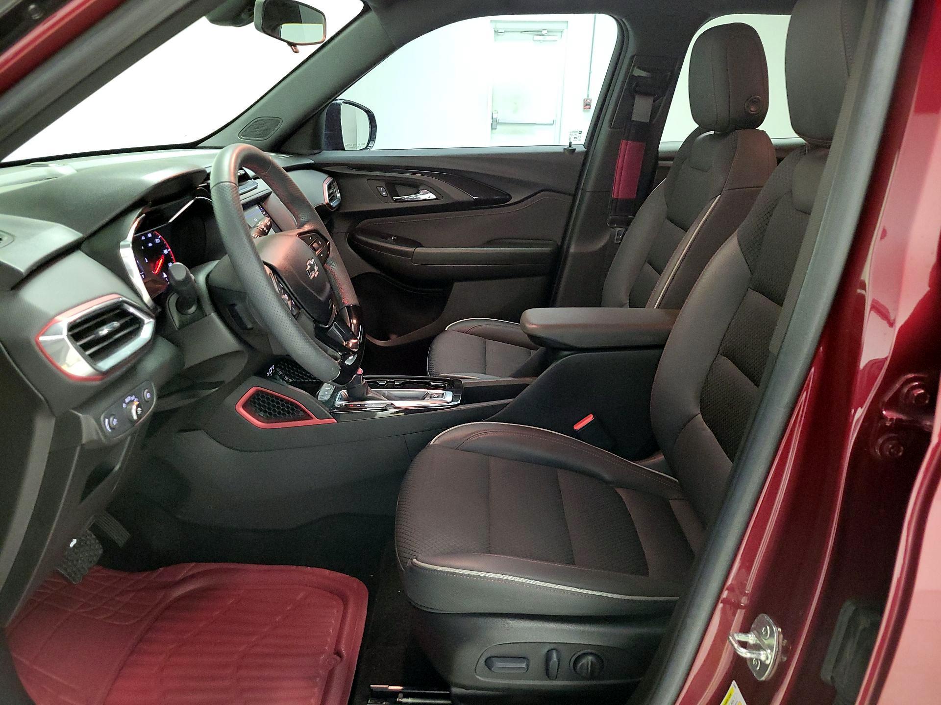 Thumbnail: 2023 Chevrolet TrailBlazer - 11