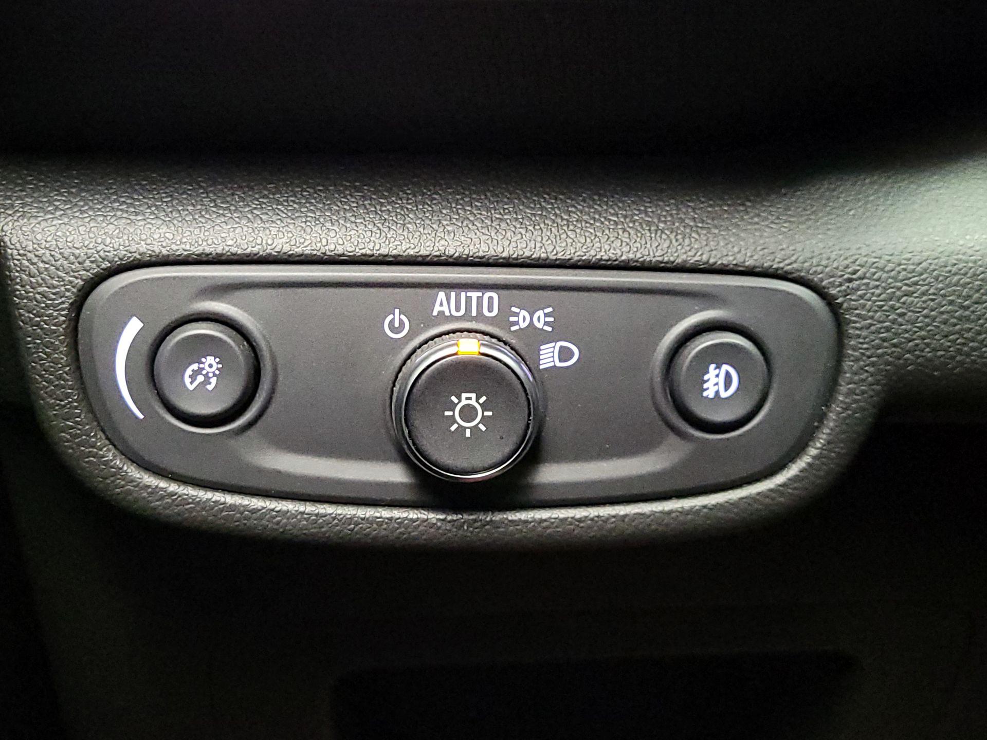 Thumbnail: 2023 Chevrolet TrailBlazer - 13