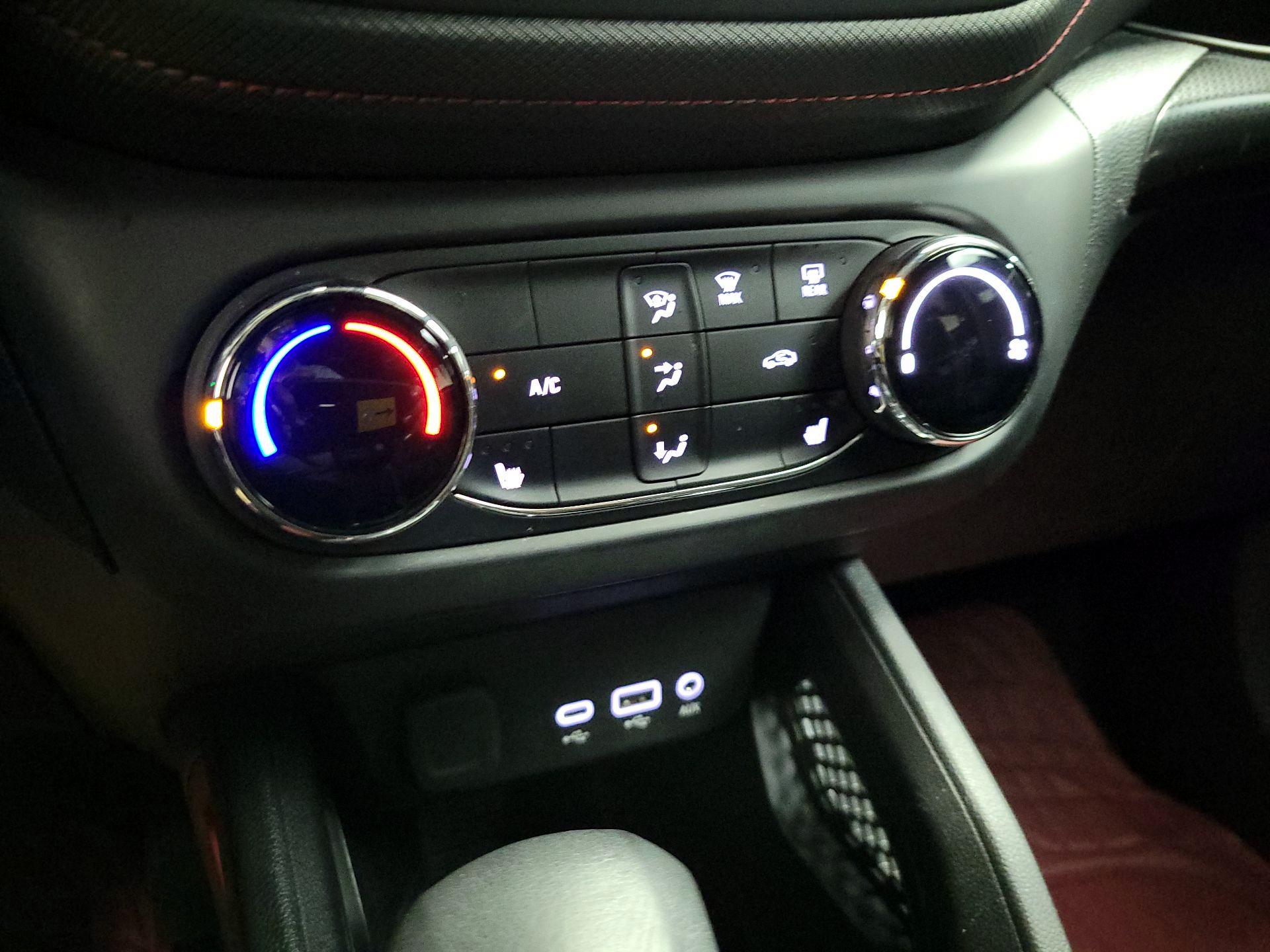 Thumbnail: 2023 Chevrolet TrailBlazer - 16