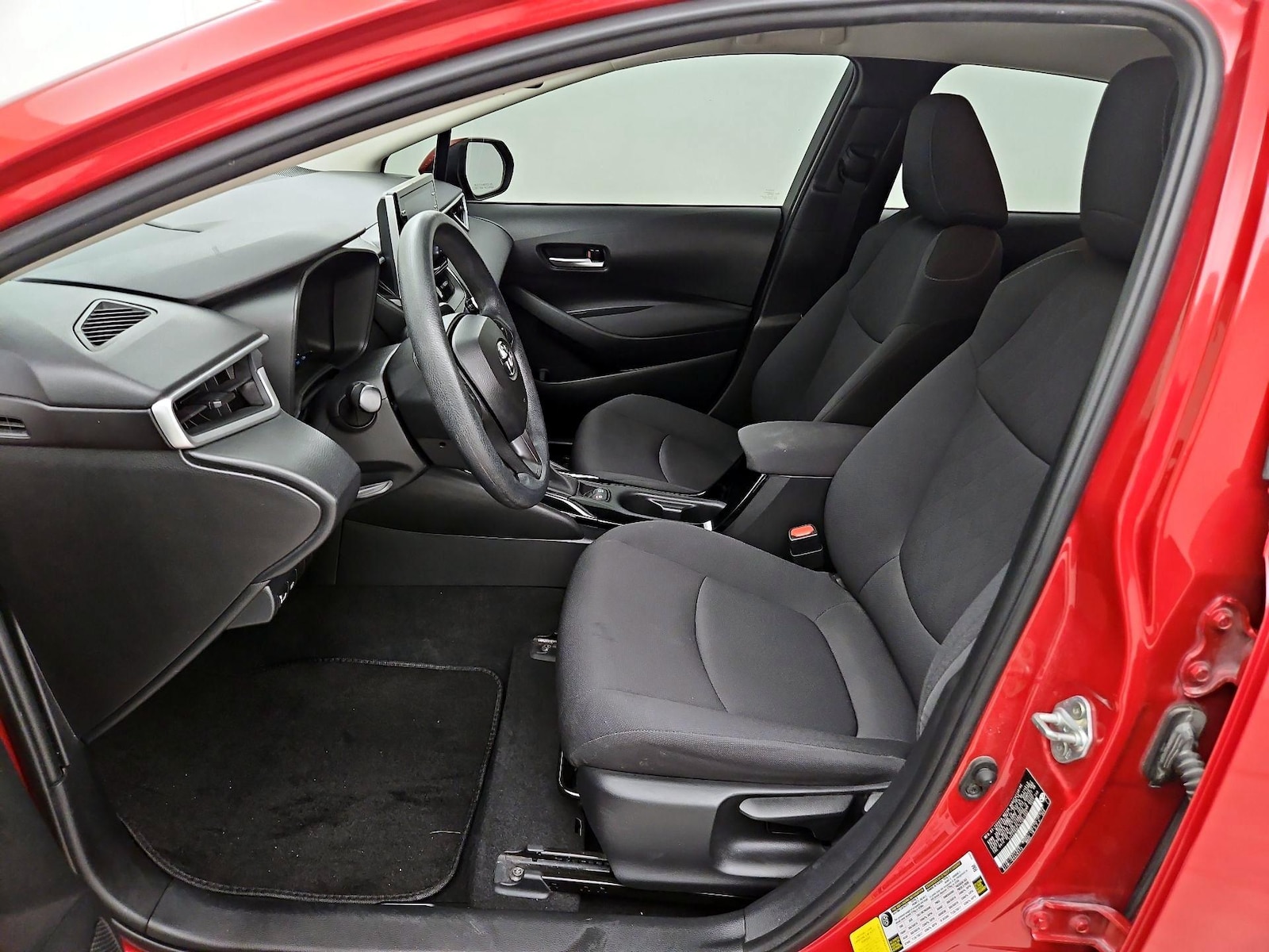 2020 Toyota Corolla LE - Photo 12