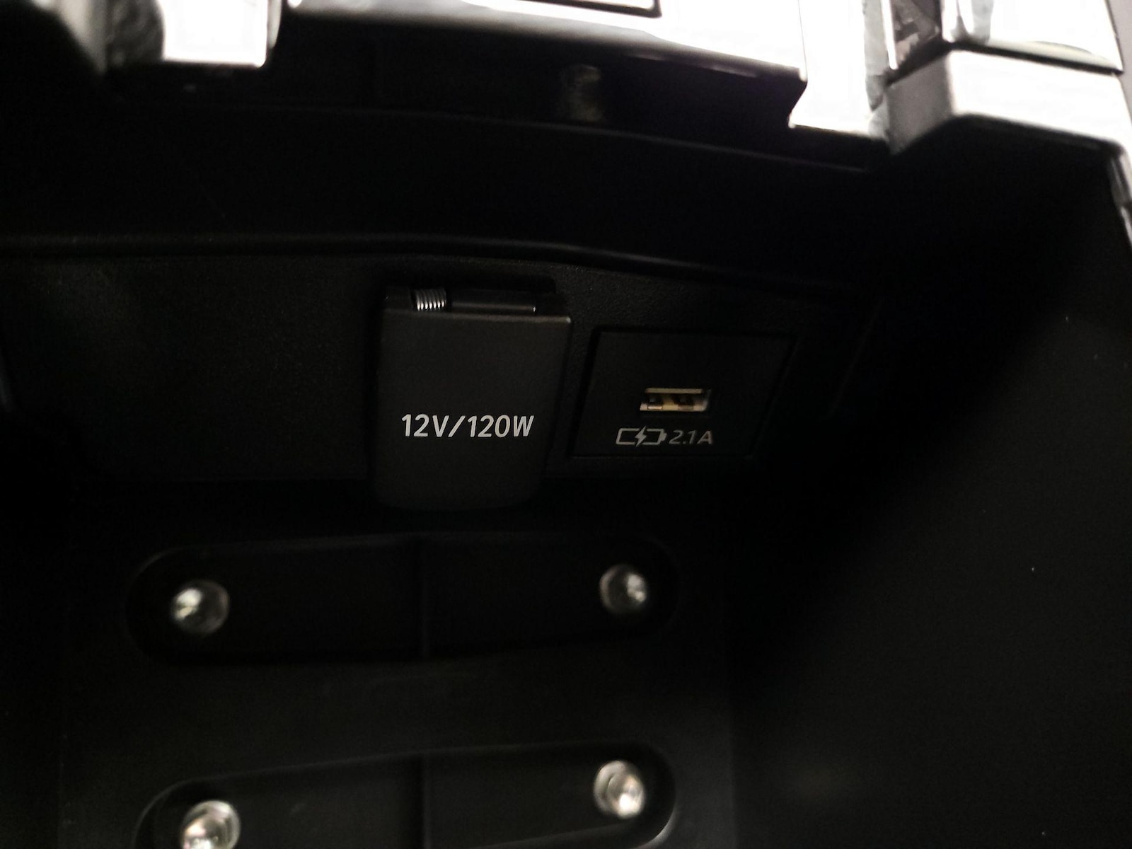 2020 Toyota Corolla LE - Photo 19