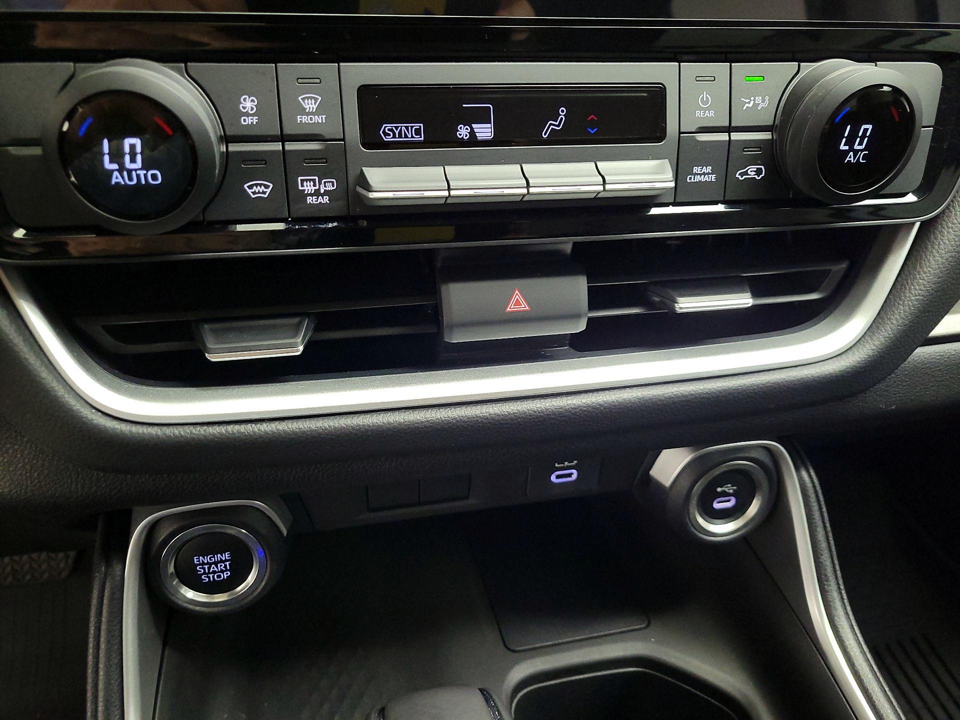 Thumbnail: 2025 Toyota Grand Highlander - 17