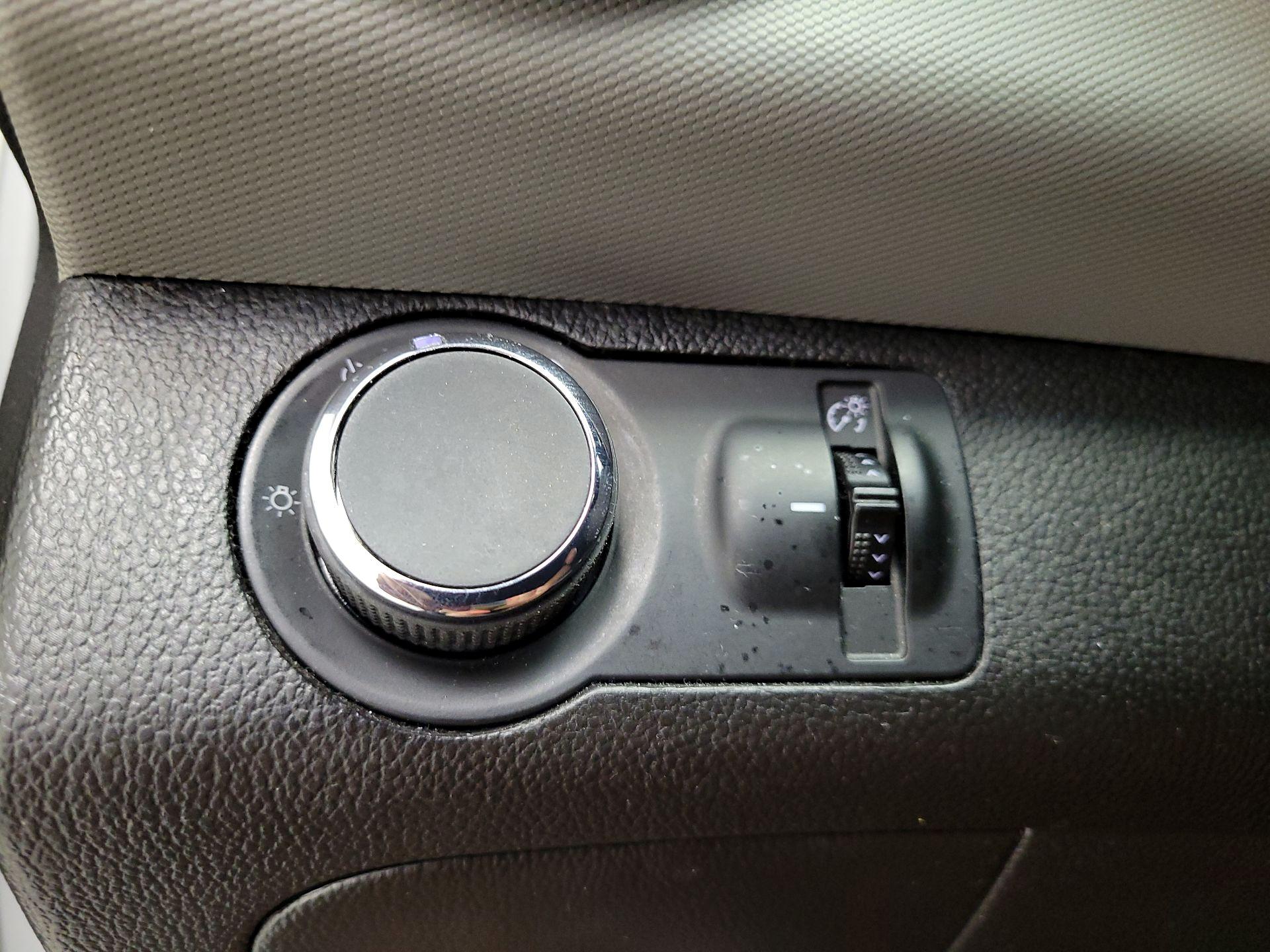 Thumbnail: 2019 Chevrolet Sonic - 13