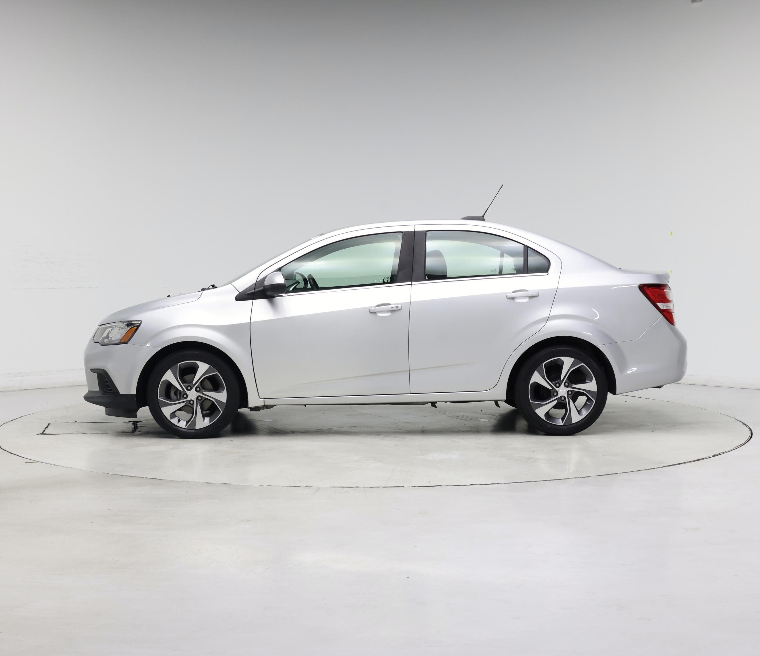 Thumbnail: 2019 Chevrolet Sonic - 3