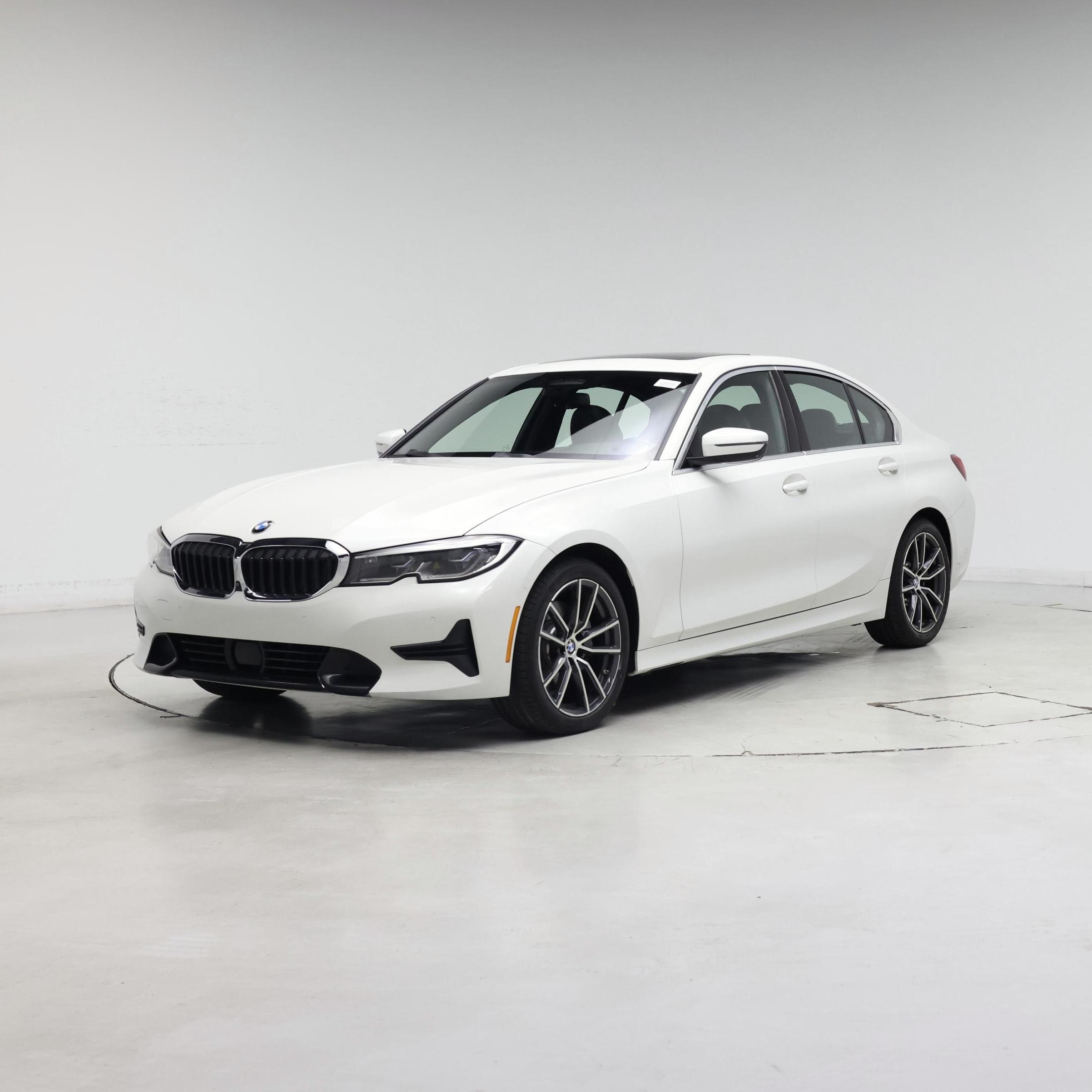 Thumbnail: 2019 BMW 3 Series - 4