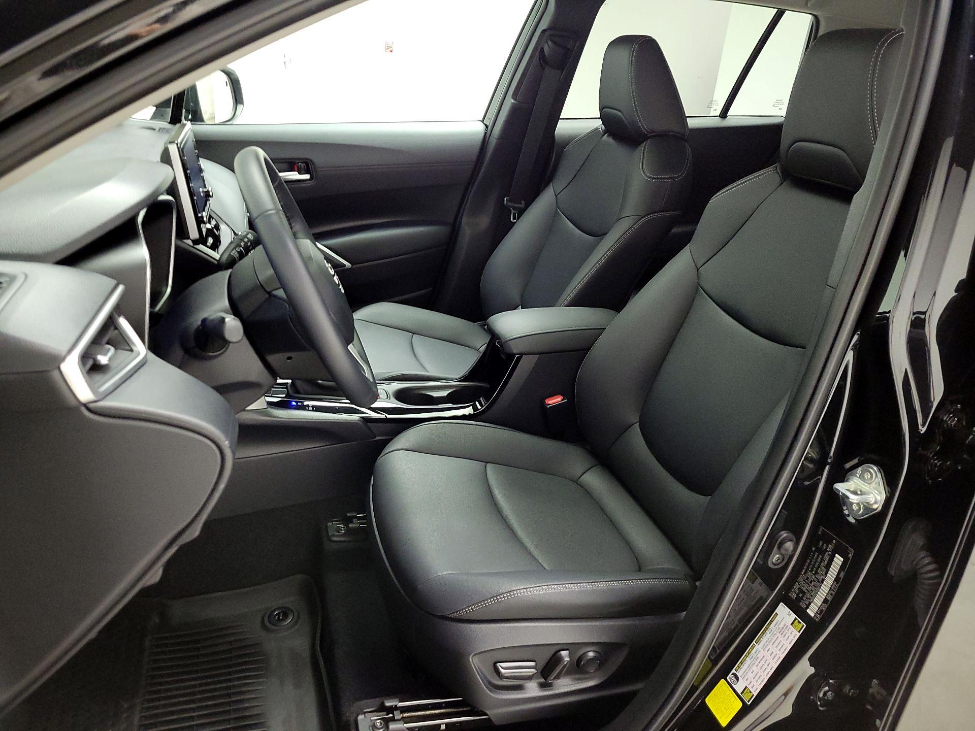 Thumbnail: 2022 Toyota Corolla Cross - 11