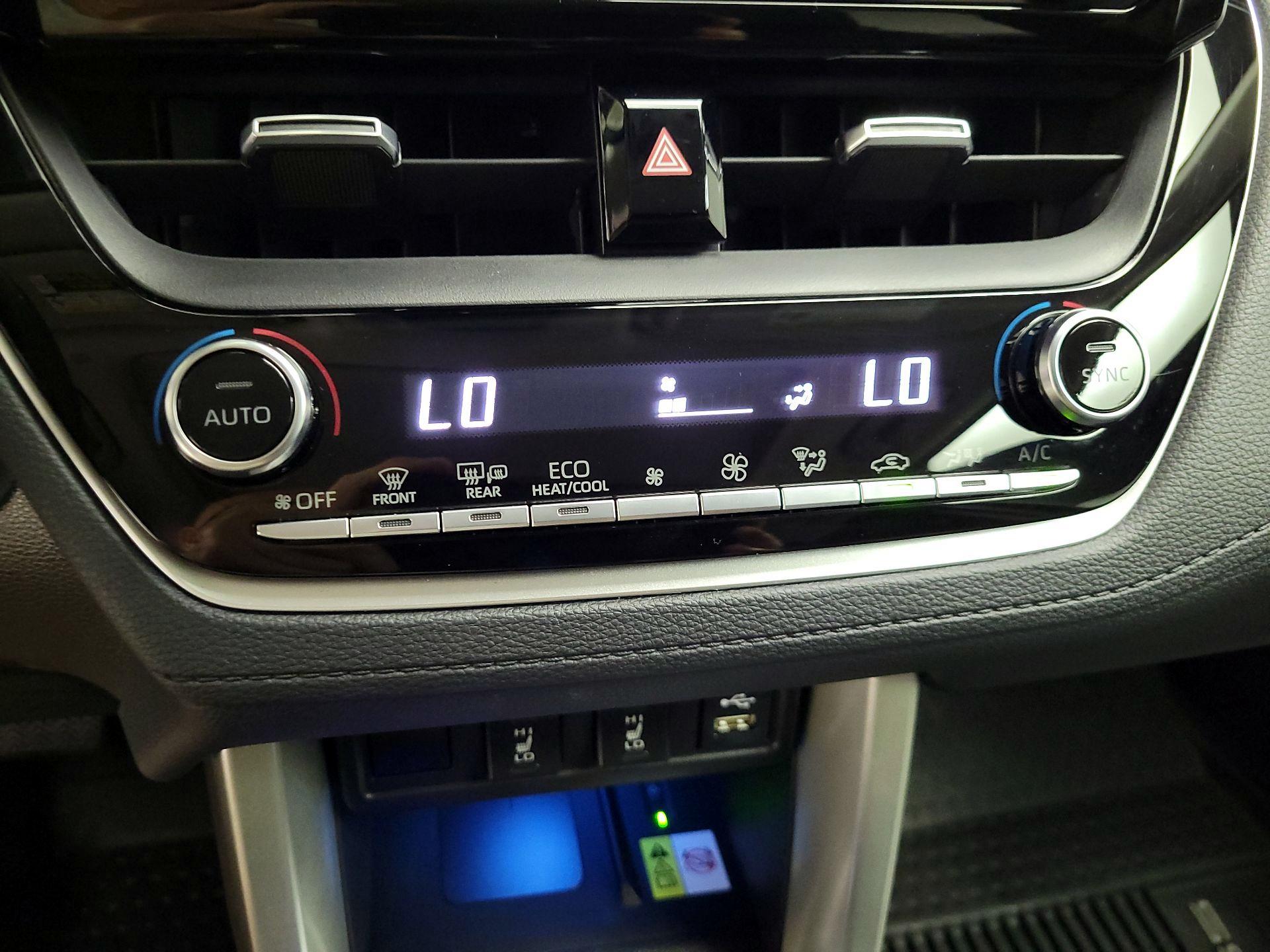 Thumbnail: 2022 Toyota Corolla Cross - 17