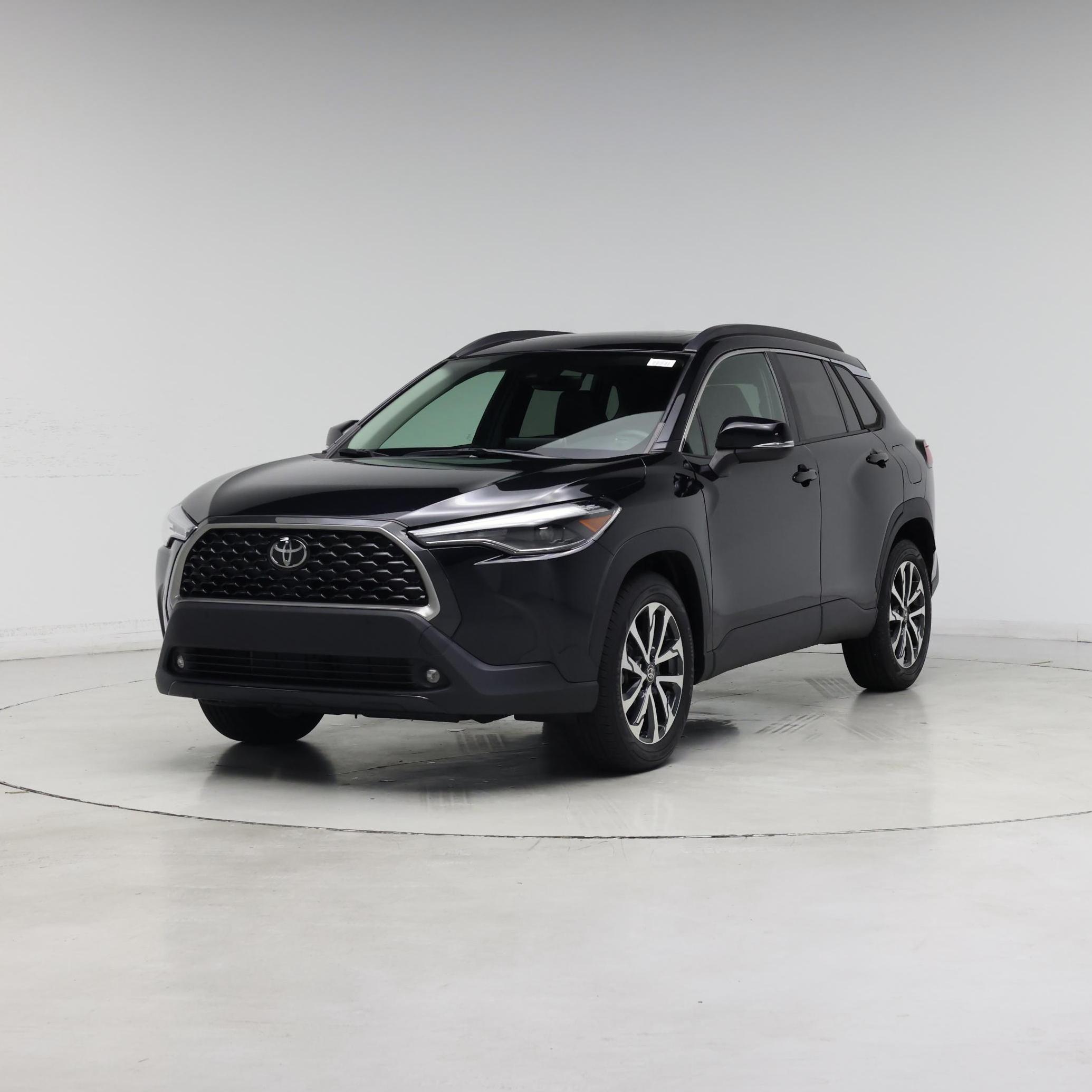 Thumbnail: 2022 Toyota Corolla Cross - 4