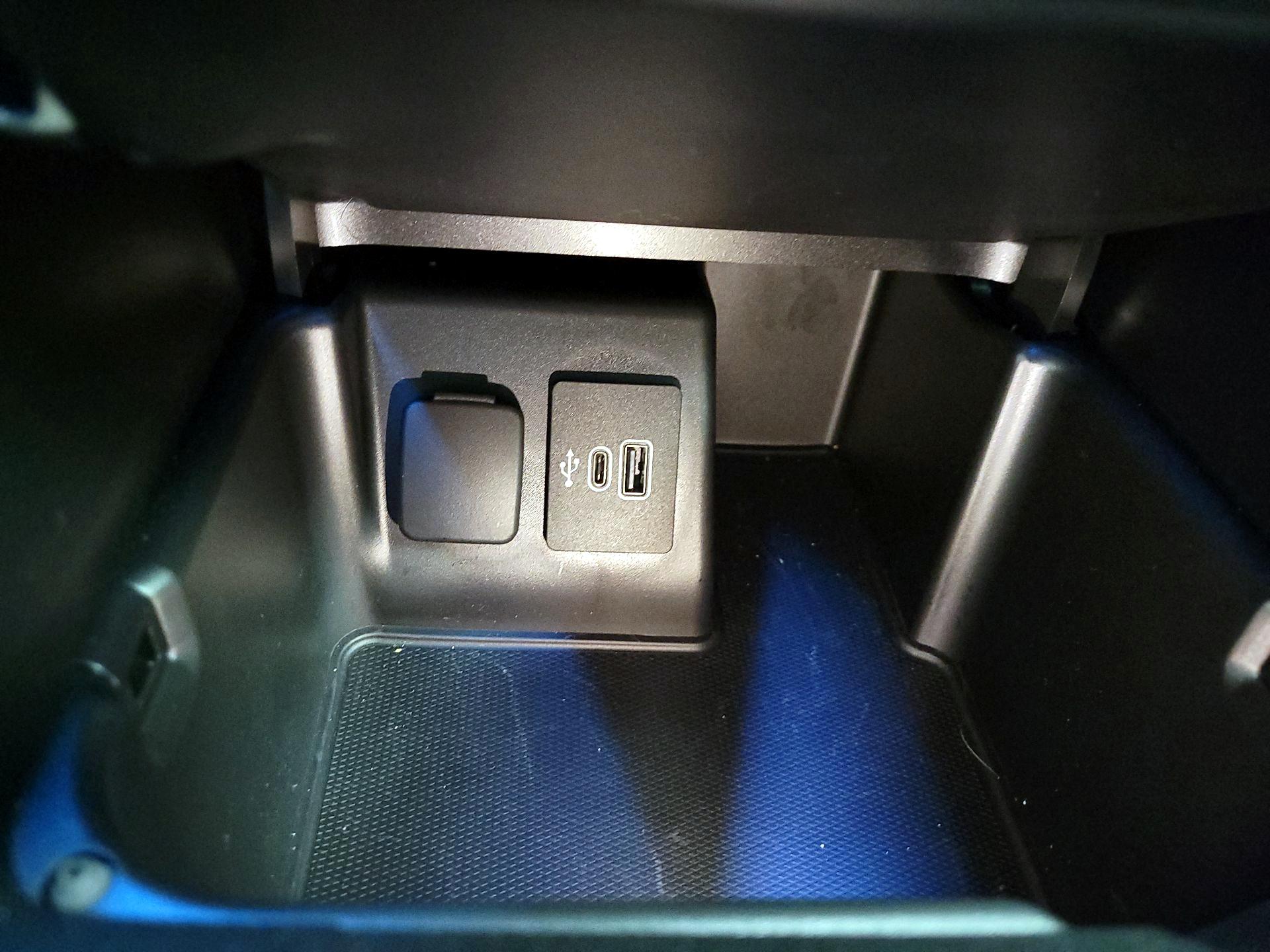 Thumbnail: 2025 Ford Explorer - 19