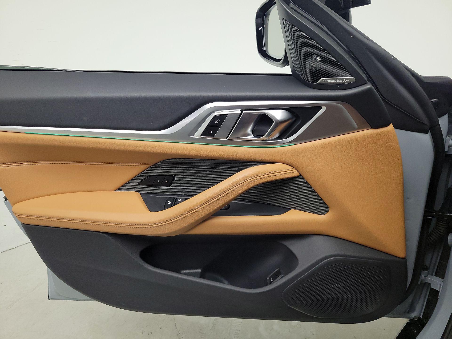 Thumbnail: 2025 BMW i4 - 12