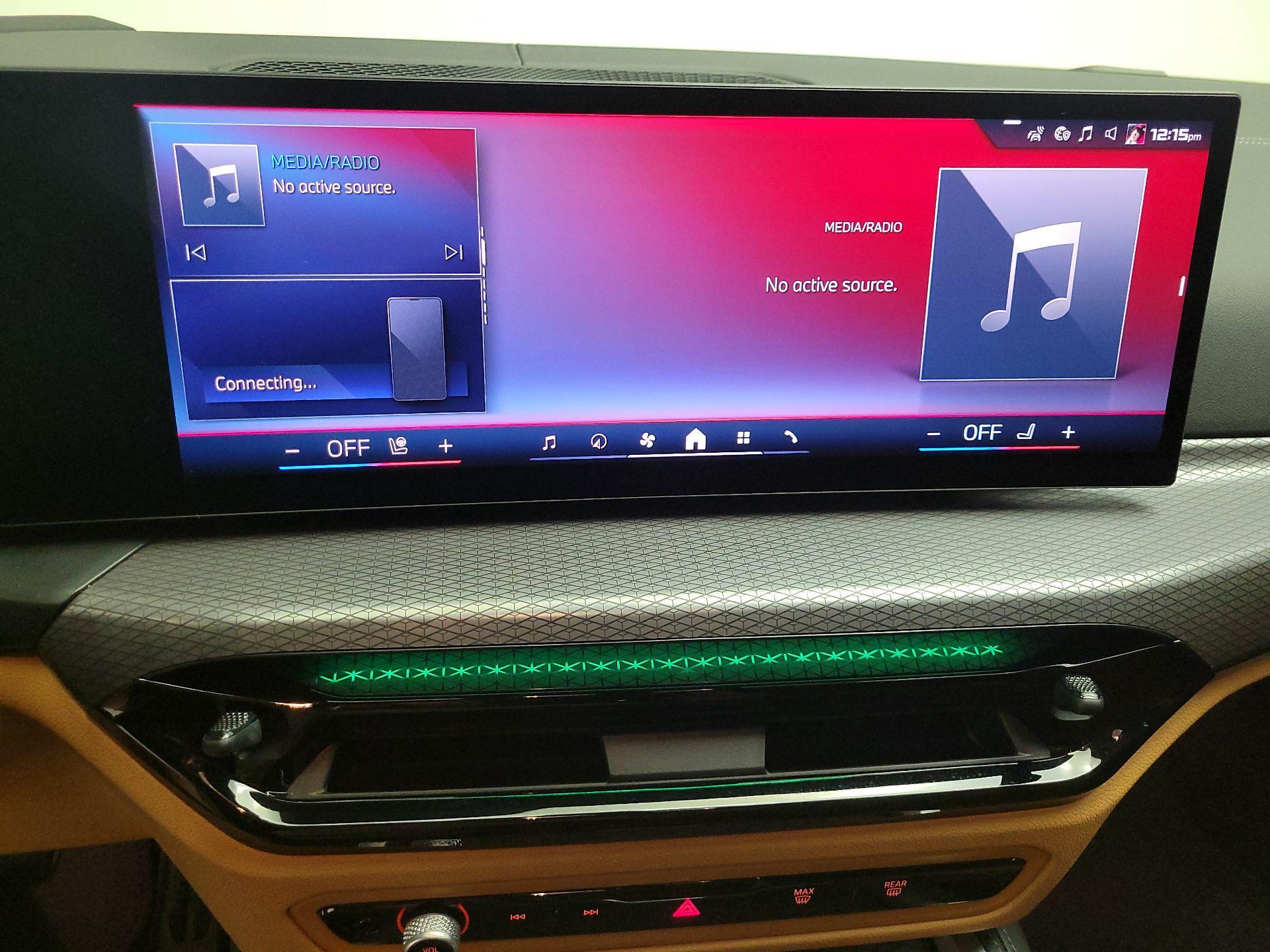 Thumbnail: 2025 BMW i4 - 14