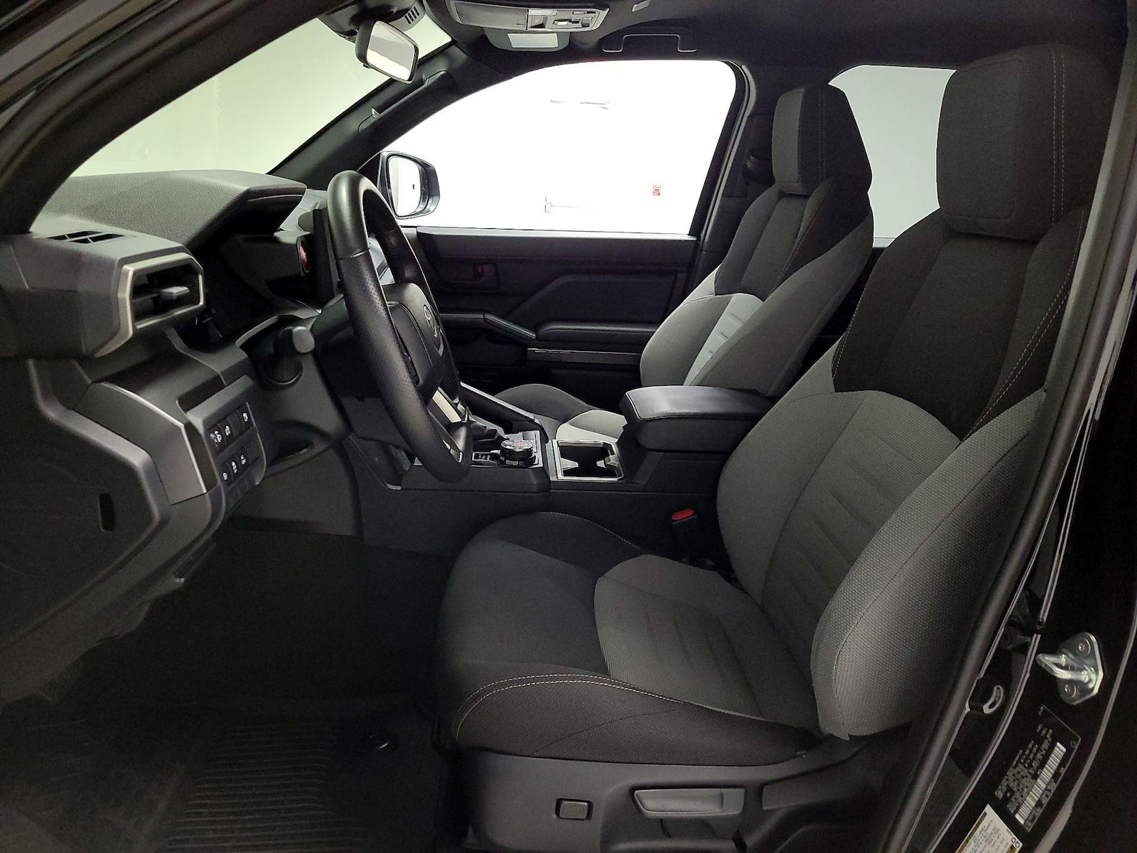 2025 Toyota 4Runner TRD Off-Road - Photo 12