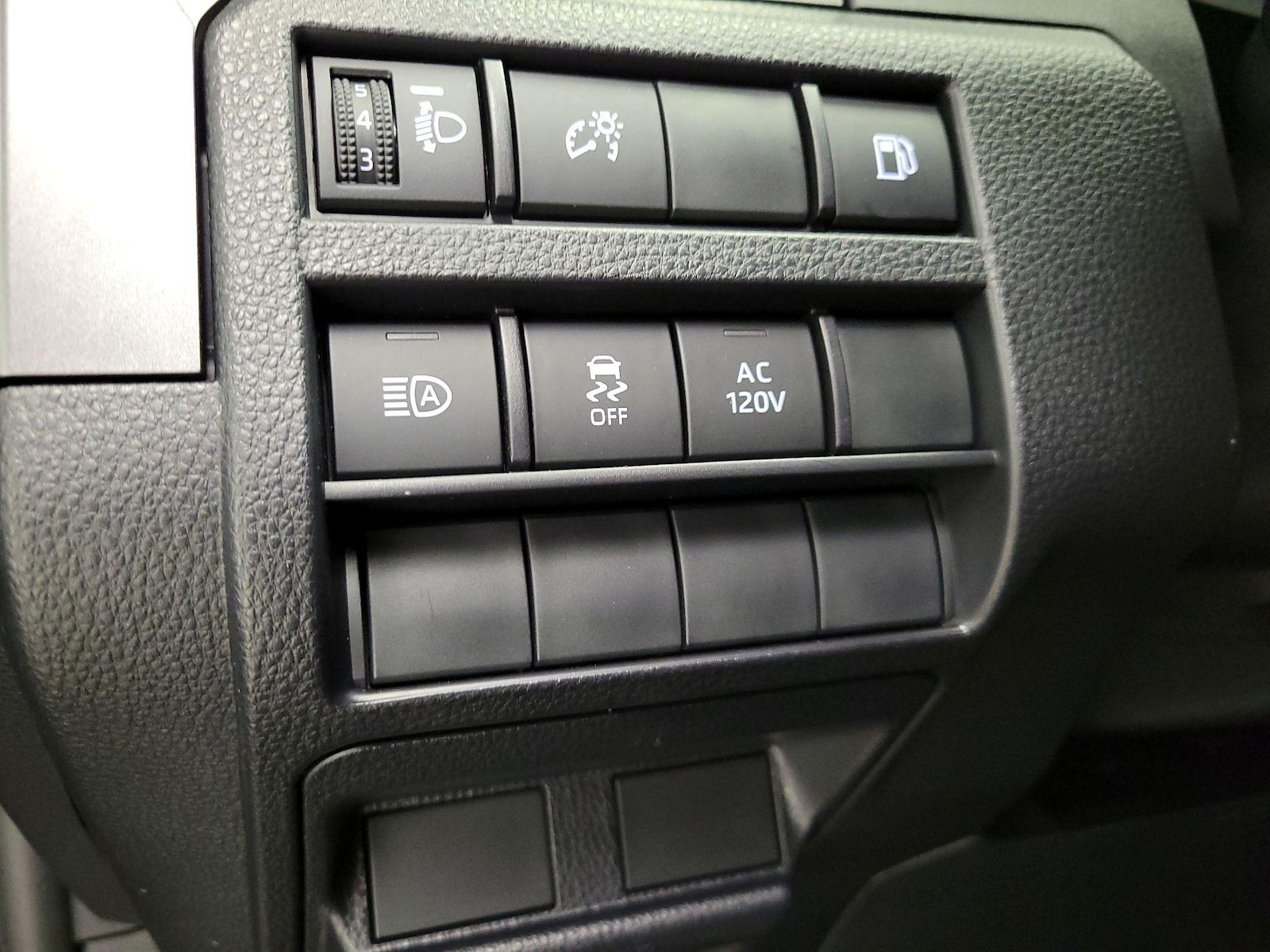 2025 Toyota 4Runner TRD Off-Road - Photo 14