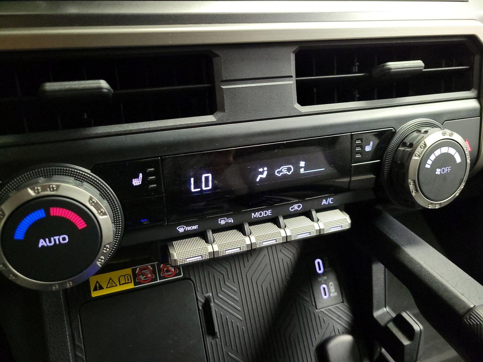 2025 Toyota 4Runner TRD Off-Road - Photo 17