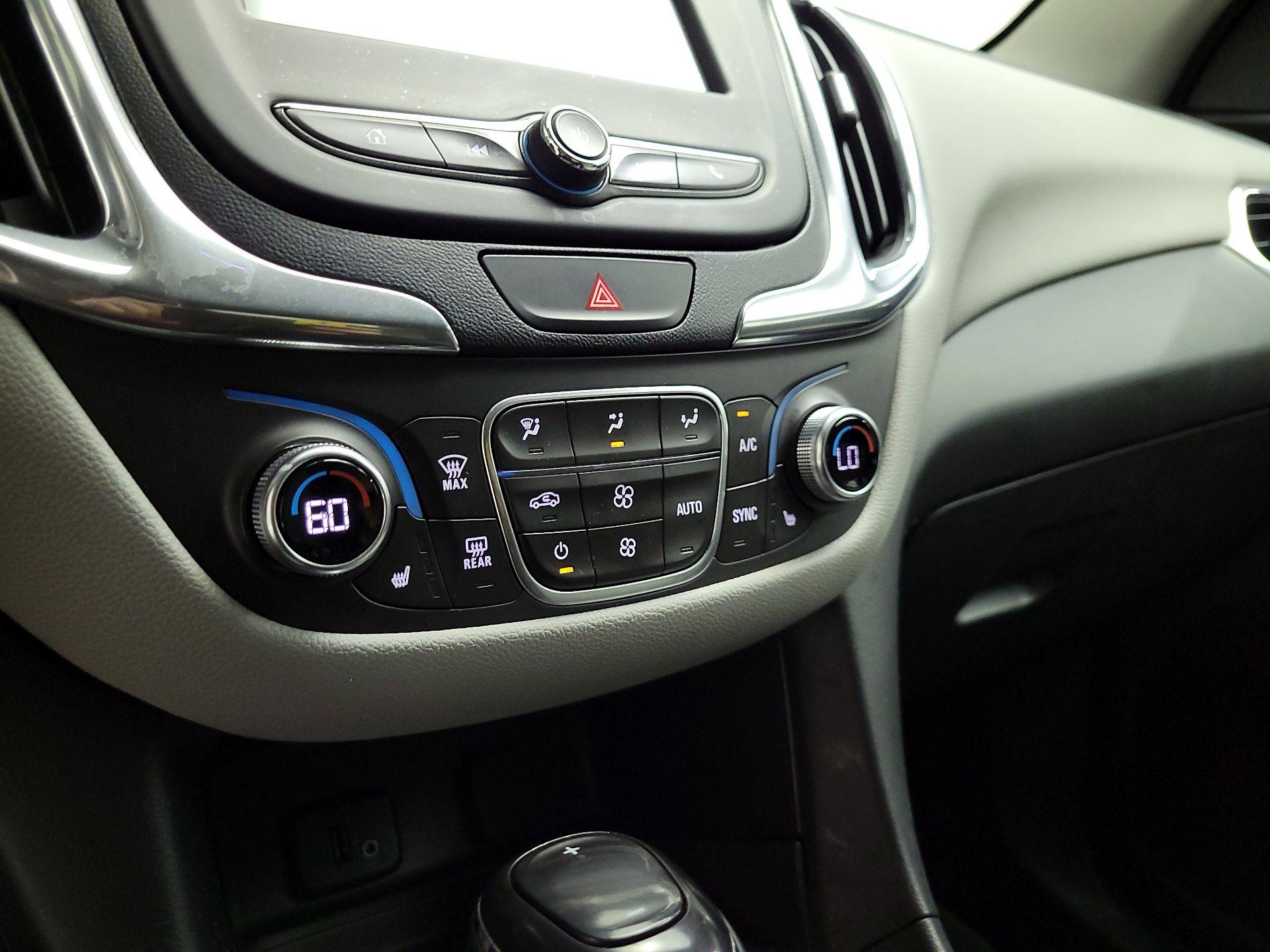 Thumbnail: 2018 Chevrolet Equinox - 16