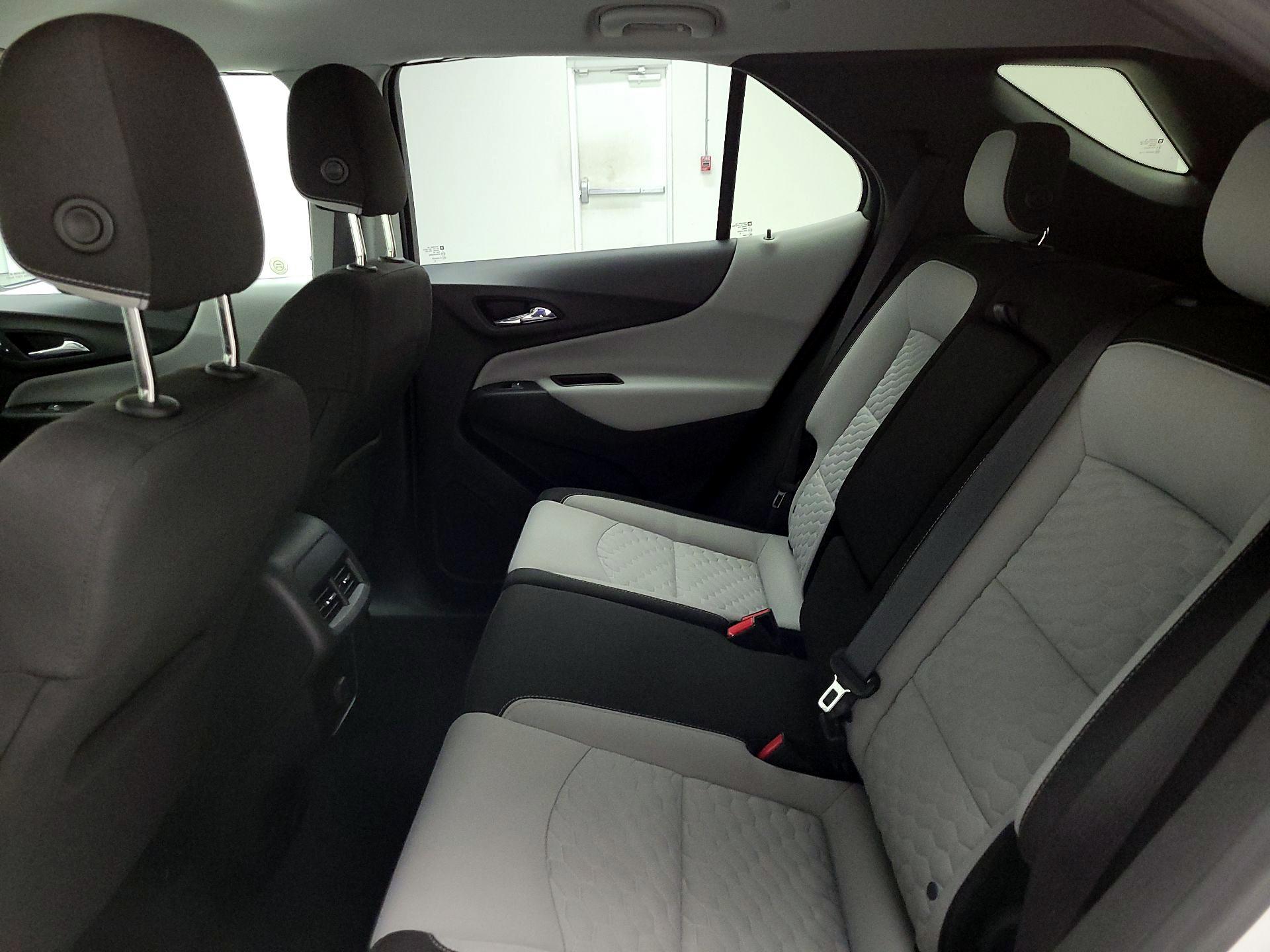 Thumbnail: 2018 Chevrolet Equinox - 19