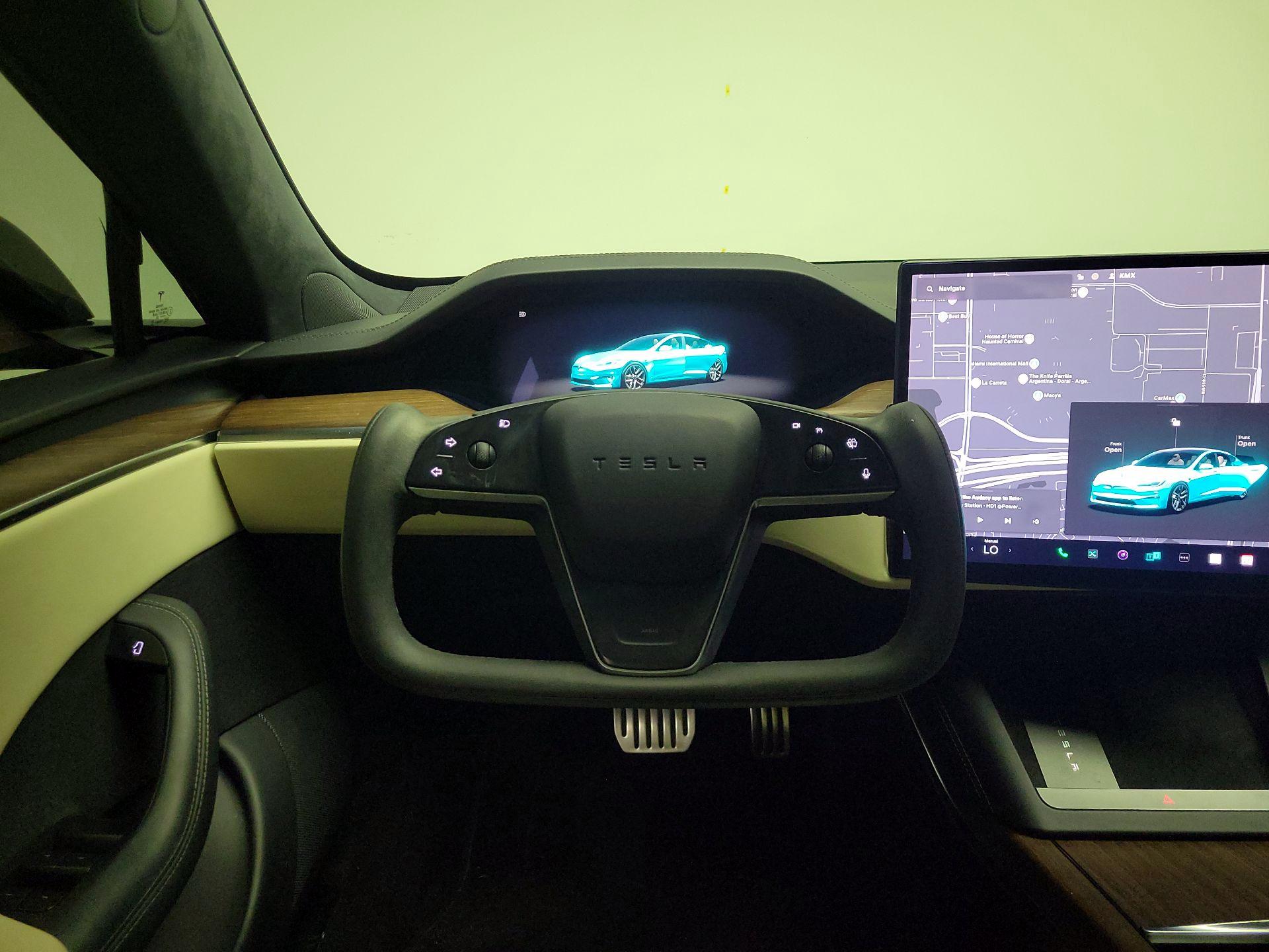 Thumbnail: 2023 Tesla Model S - 10