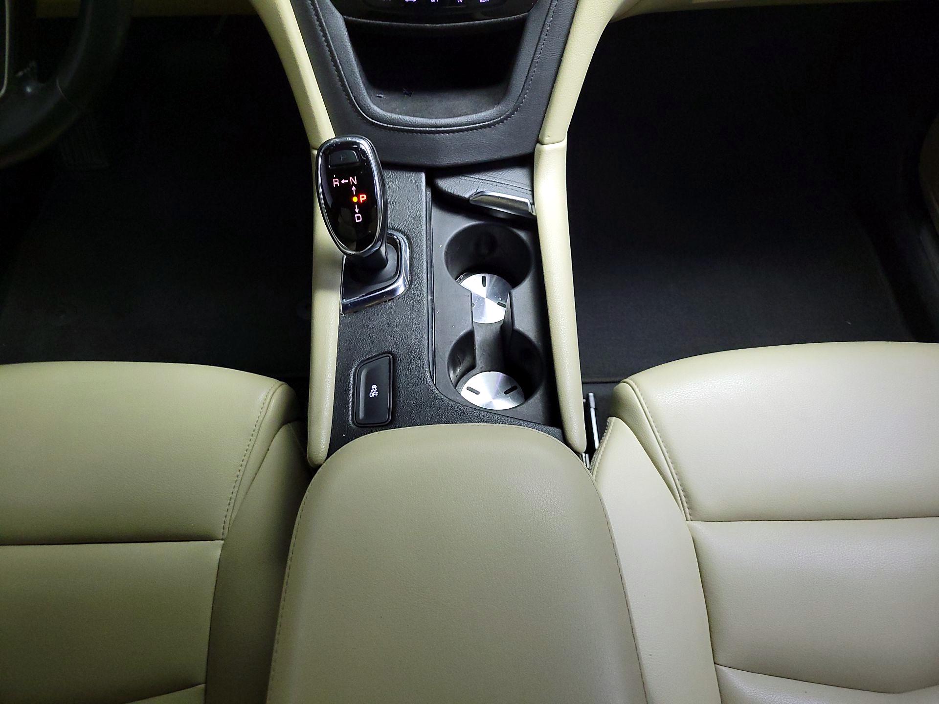 Thumbnail: 2019 Cadillac XT5 - 17