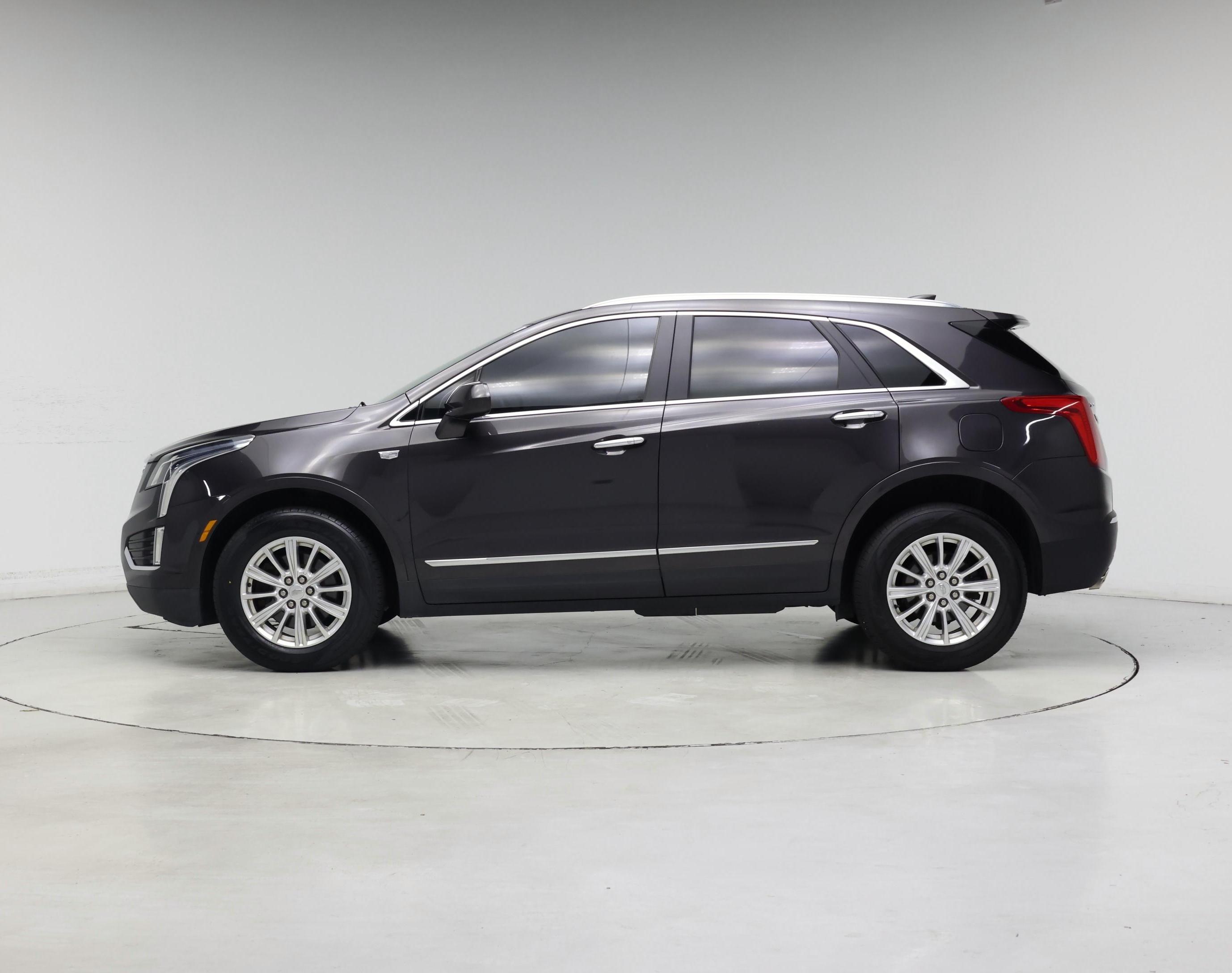 Thumbnail: 2019 Cadillac XT5 - 3