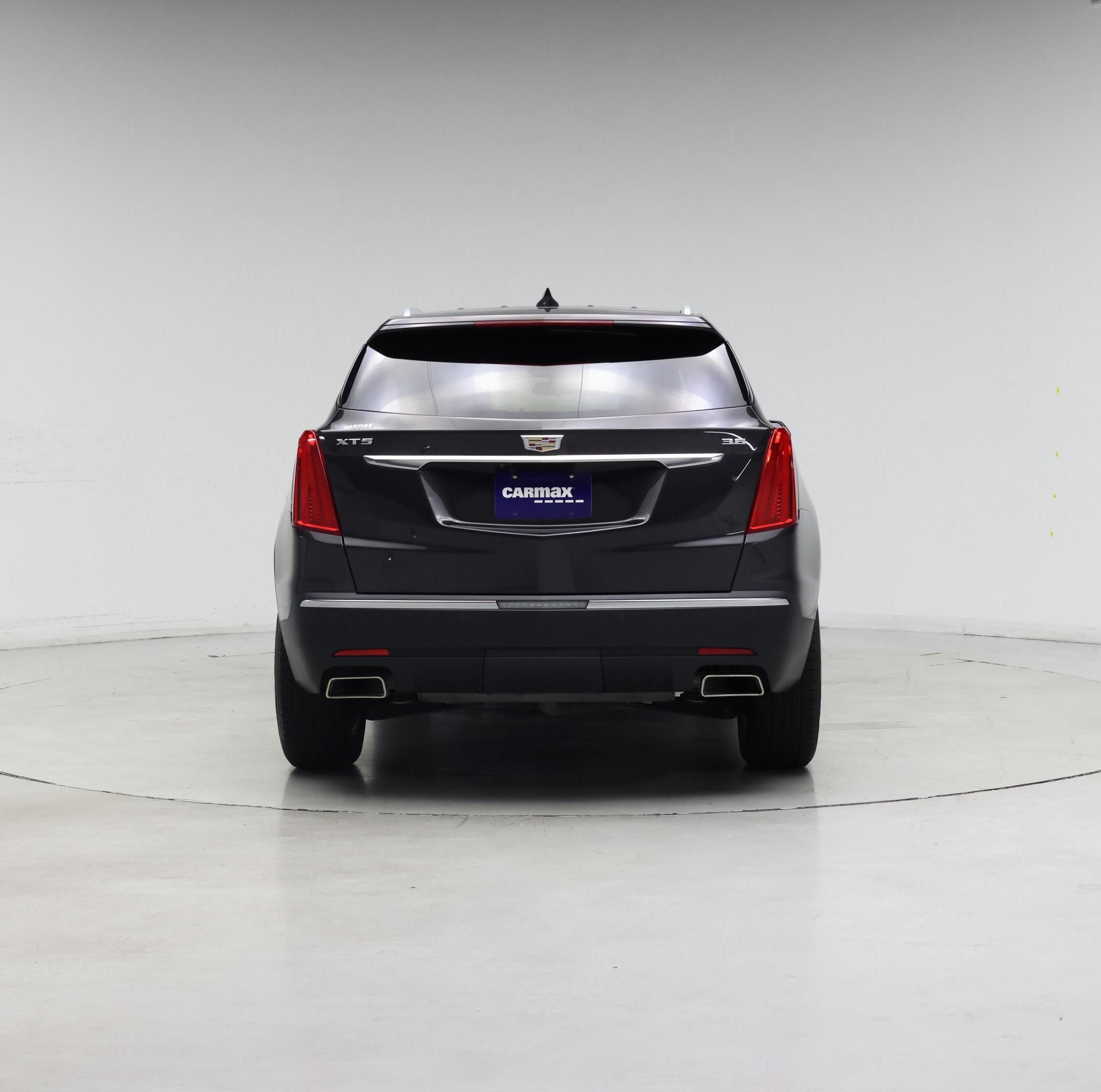 Thumbnail: 2019 Cadillac XT5 - 6