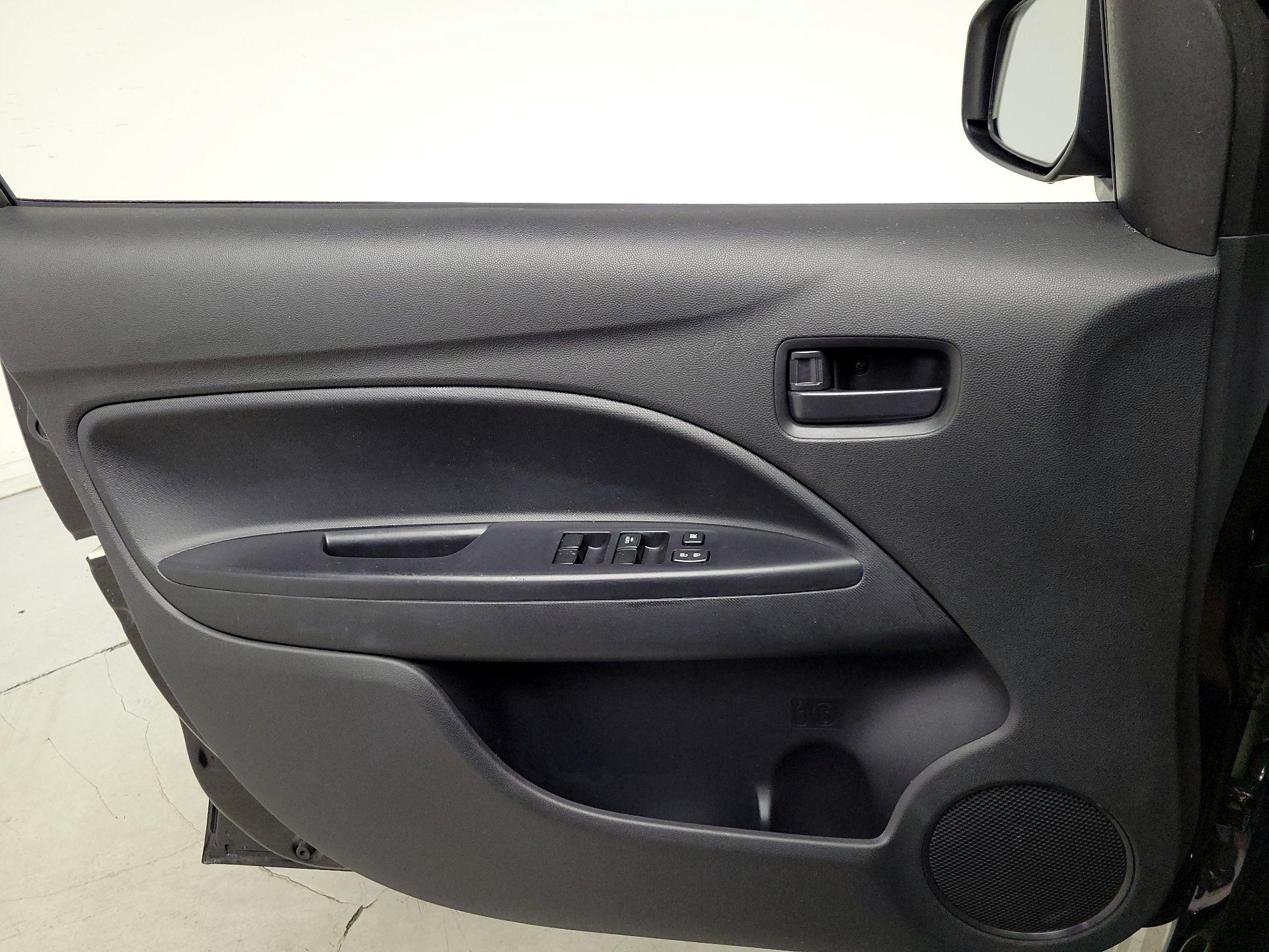 Thumbnail: 2021 Mitsubishi Mirage G4 - 12